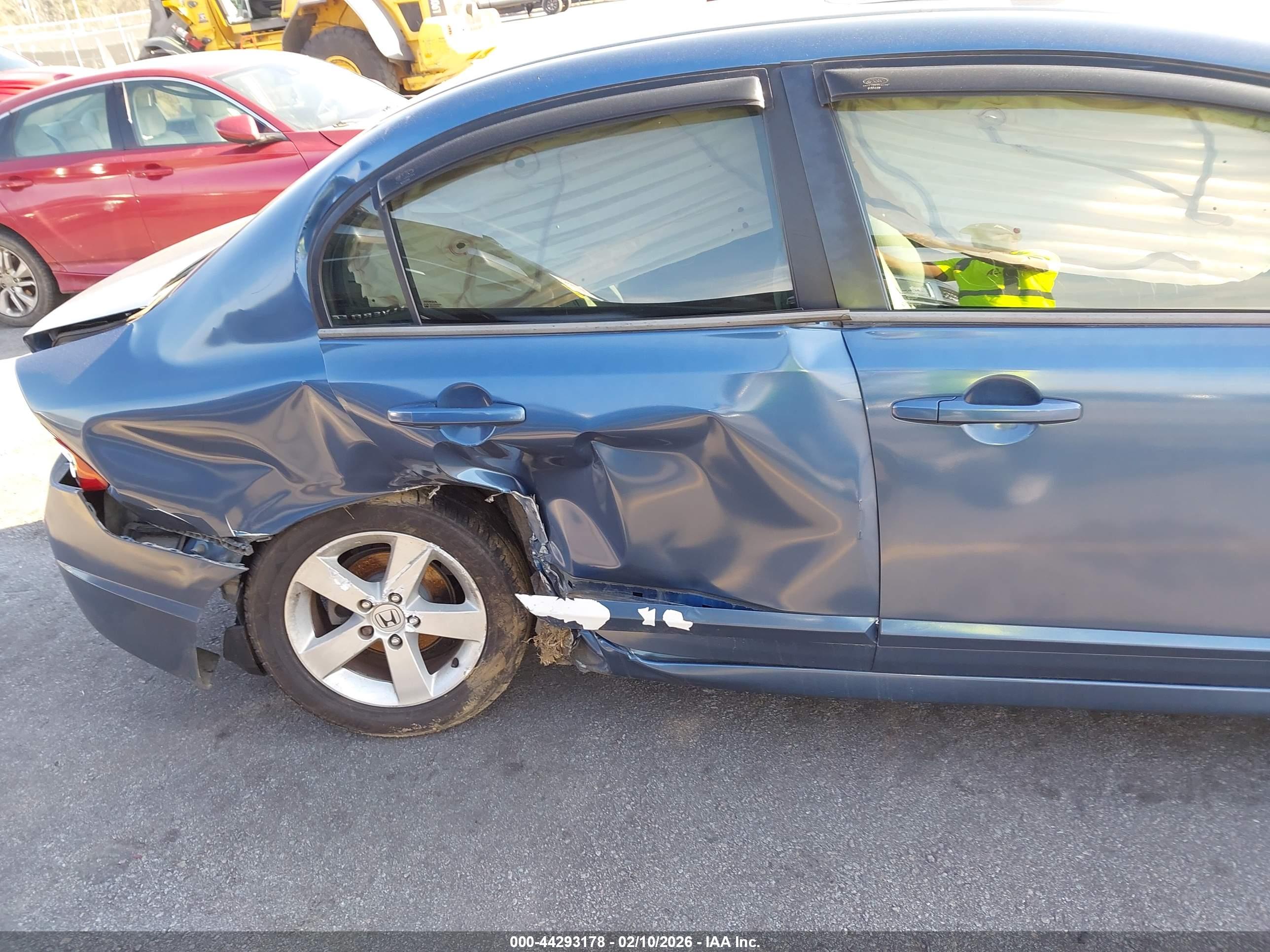 HONDA CIVIC image 6