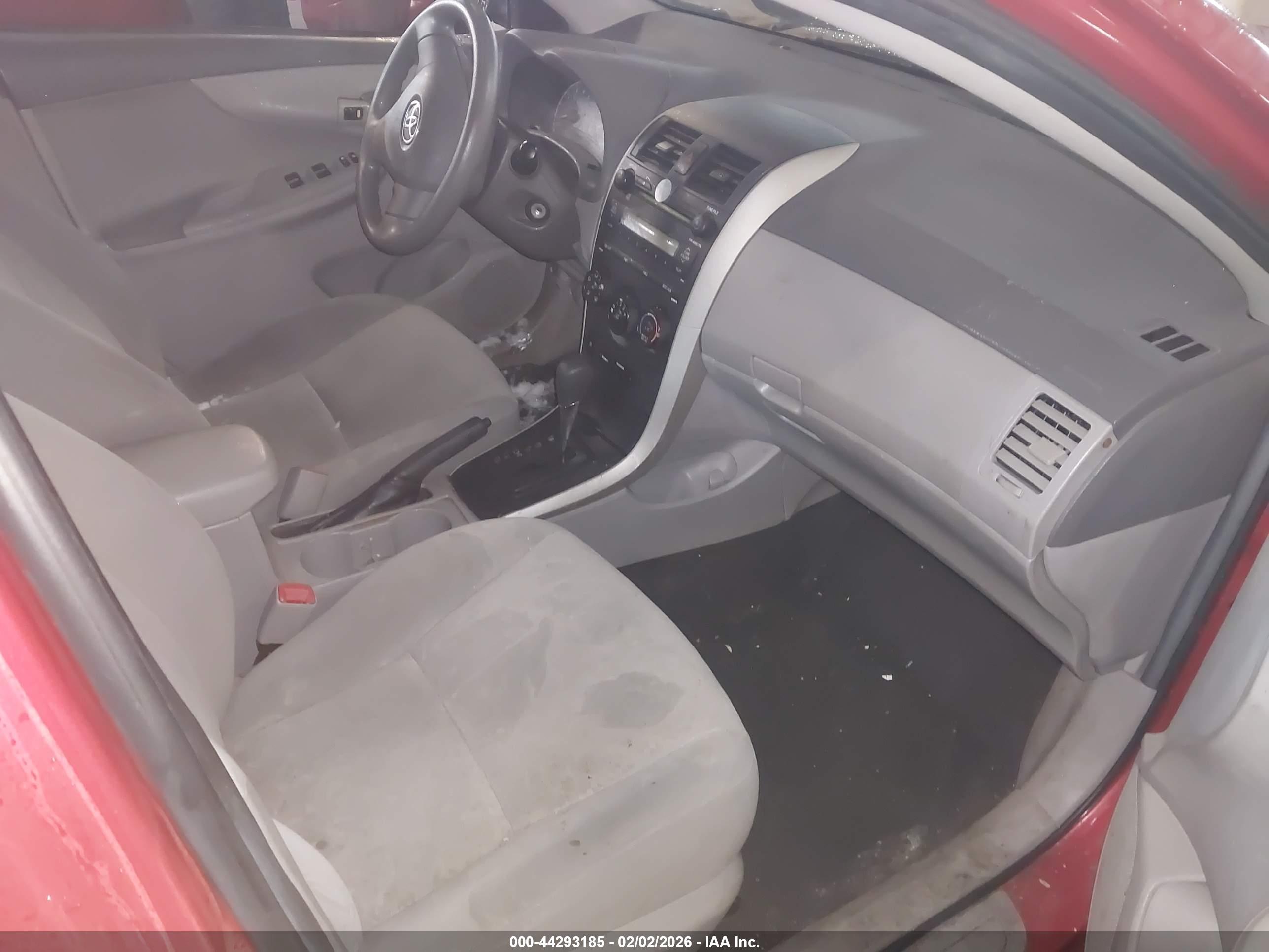 TOYOTA COROLLA image 5