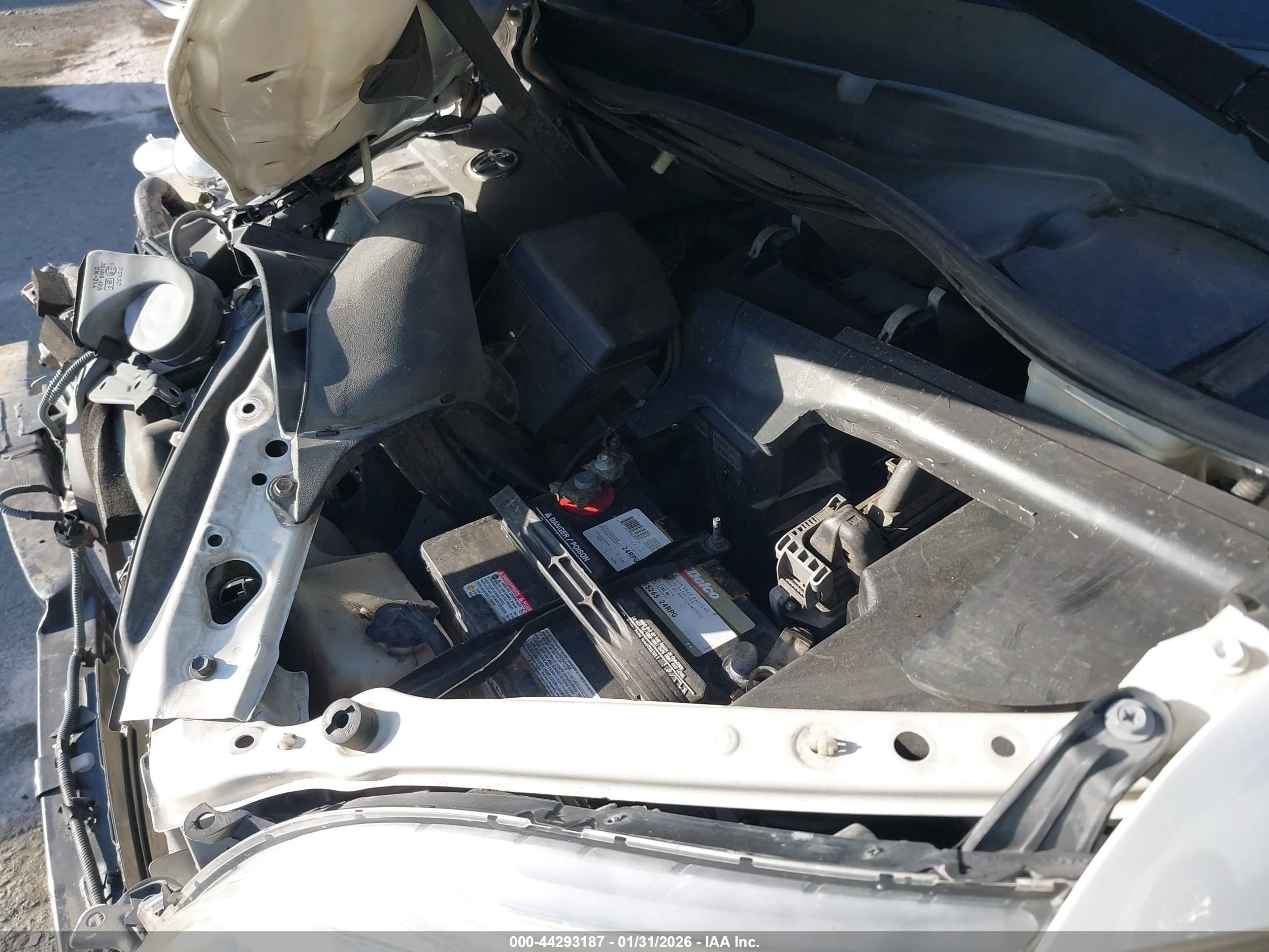 TOYOTA SIENNA image 10