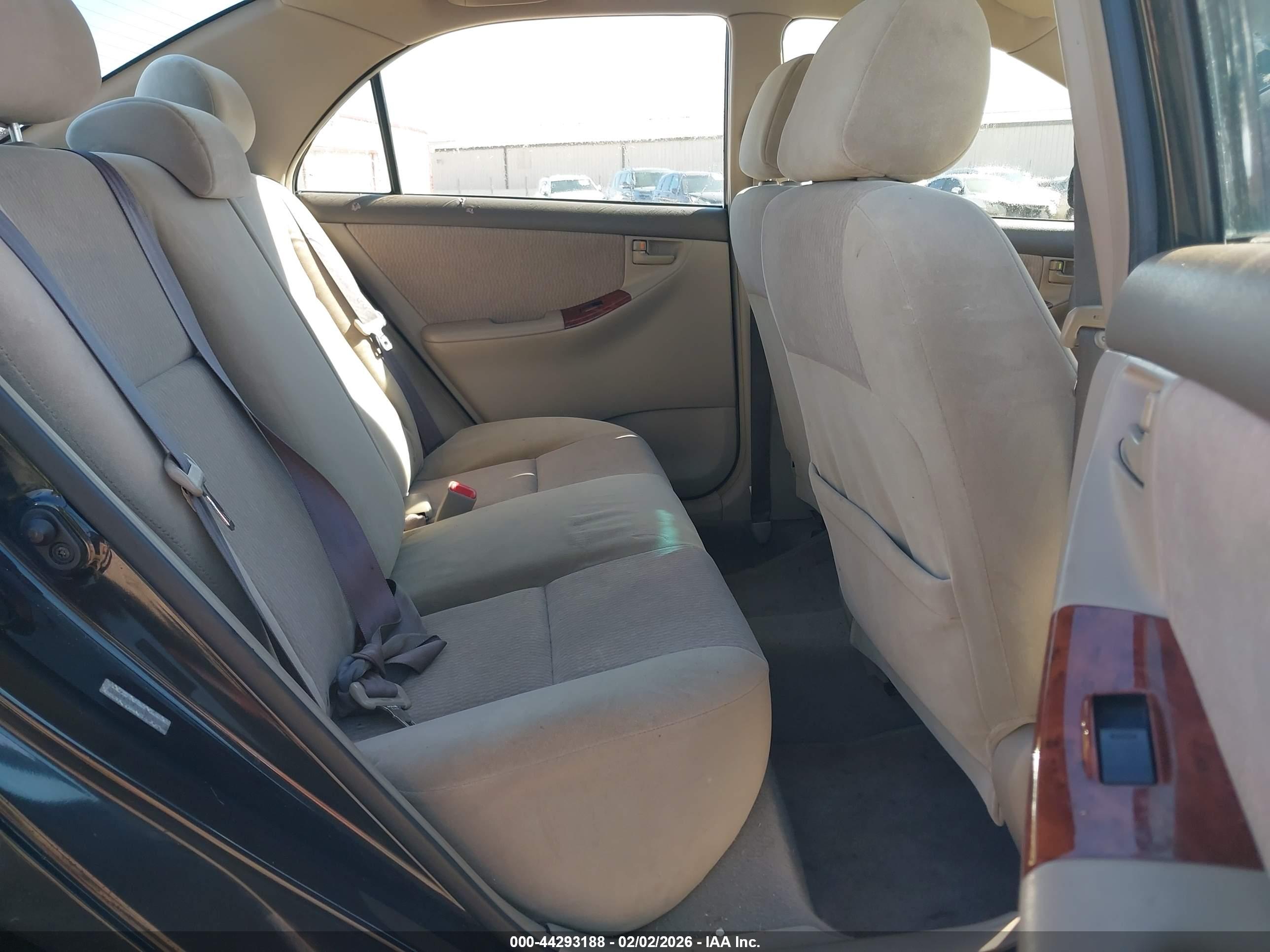 TOYOTA COROLLA image 8