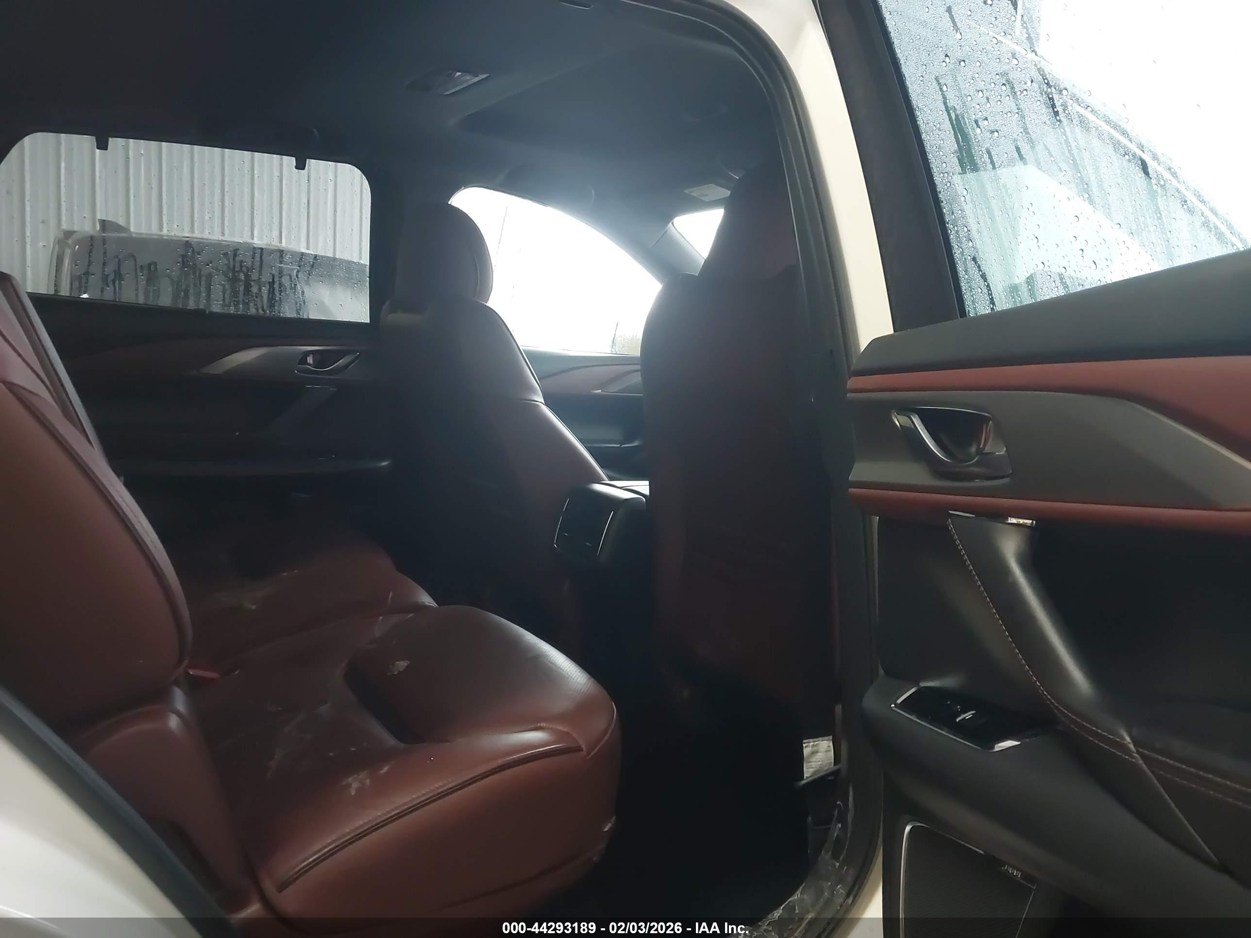 MAZDA CX-9 image 8