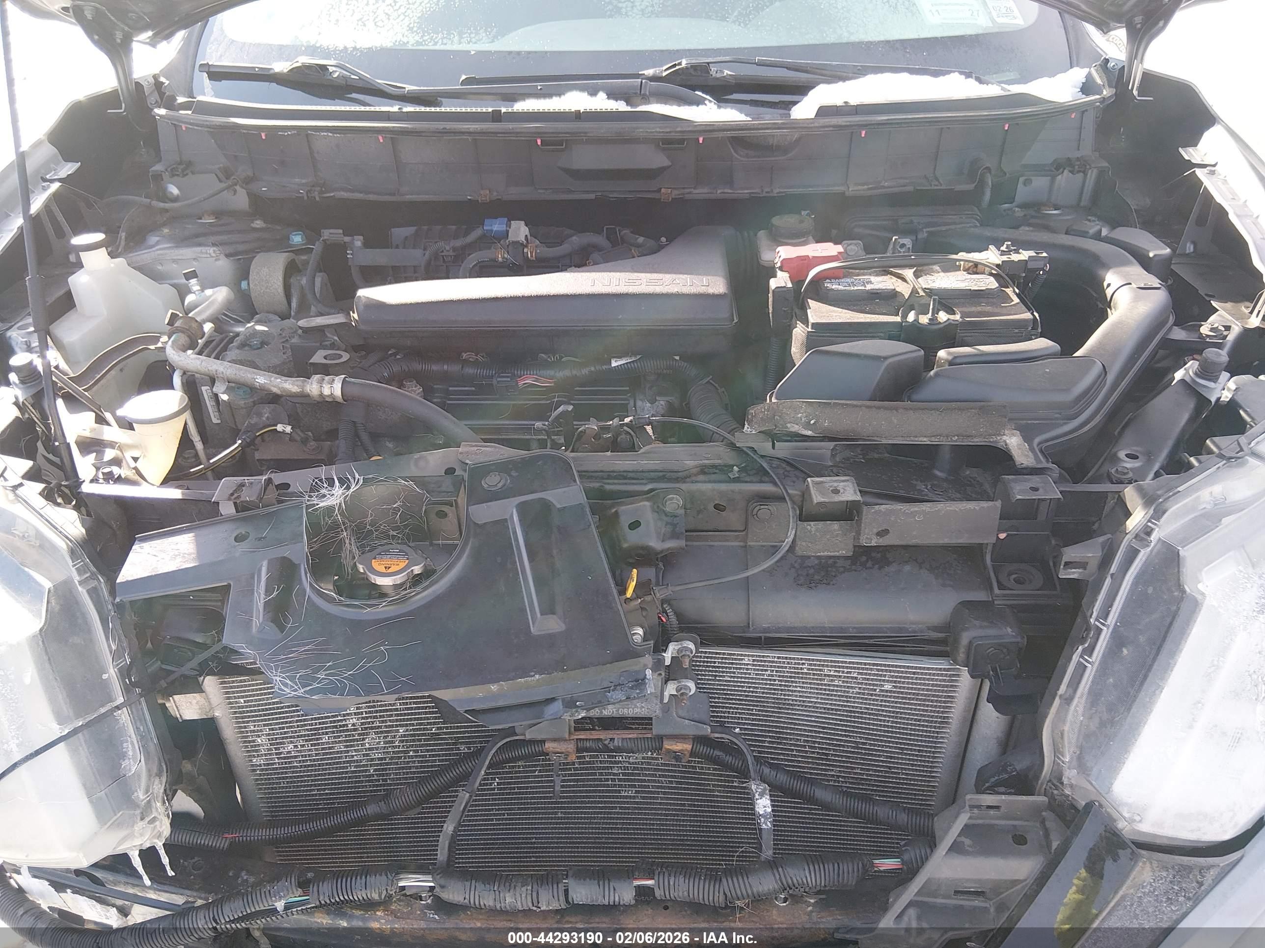 NISSAN ROGUE image 10
