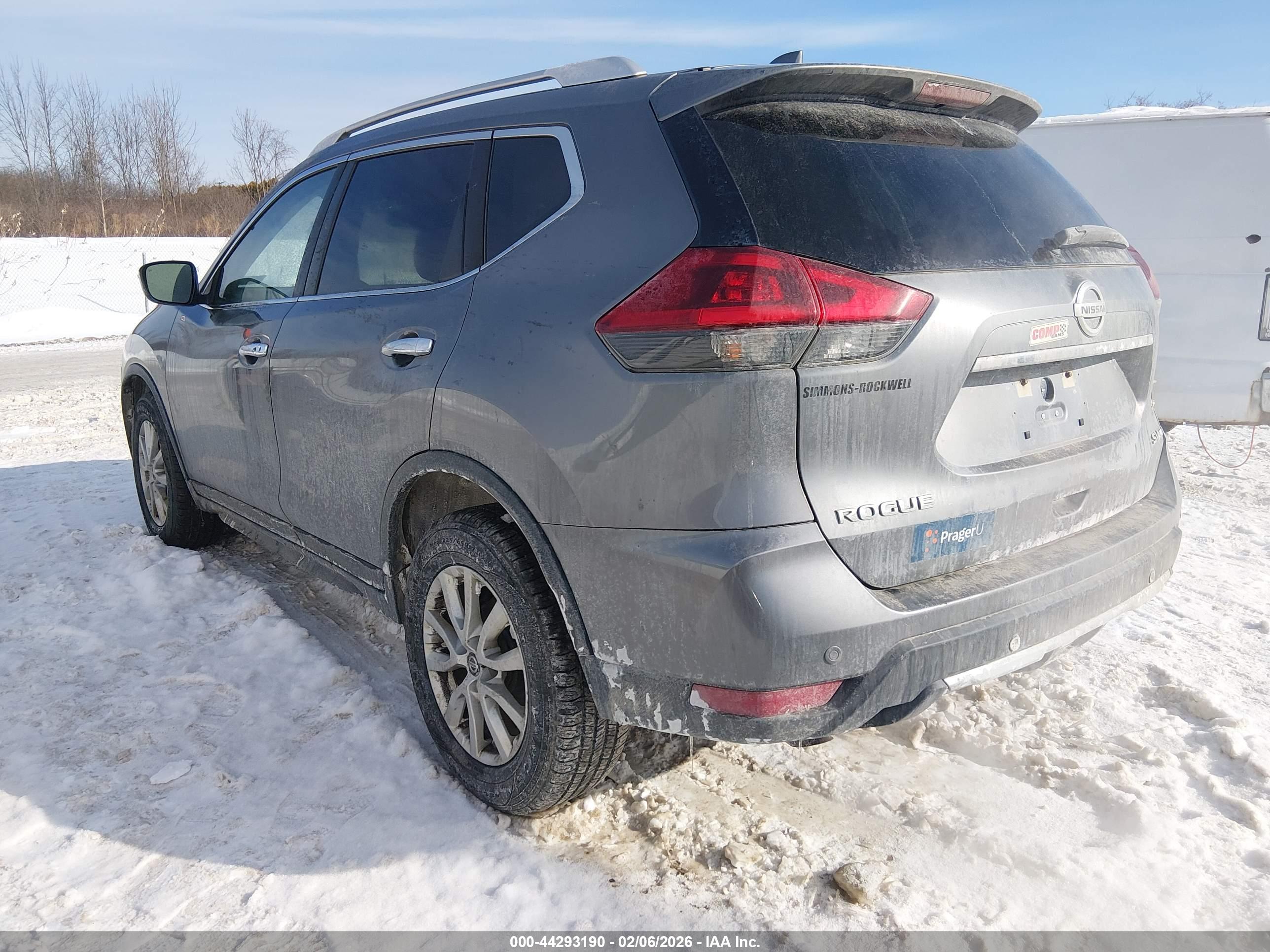 NISSAN ROGUE image 3