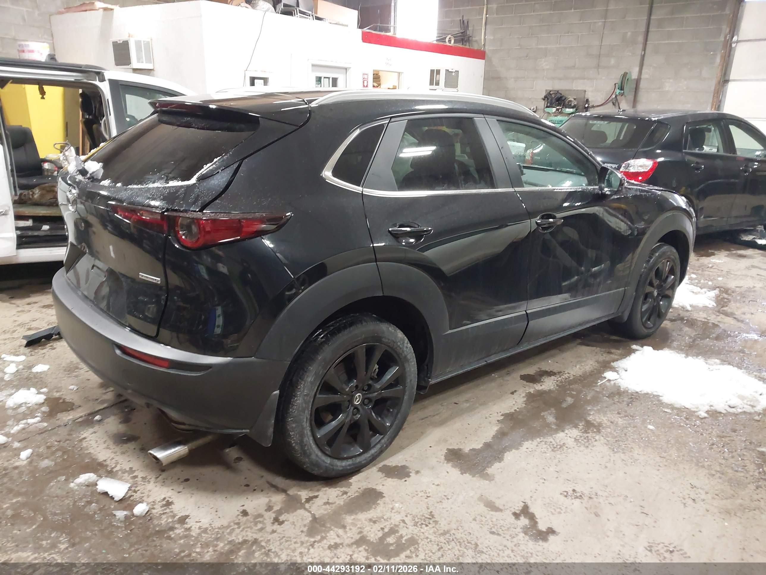 MAZDA CX-30 image 4