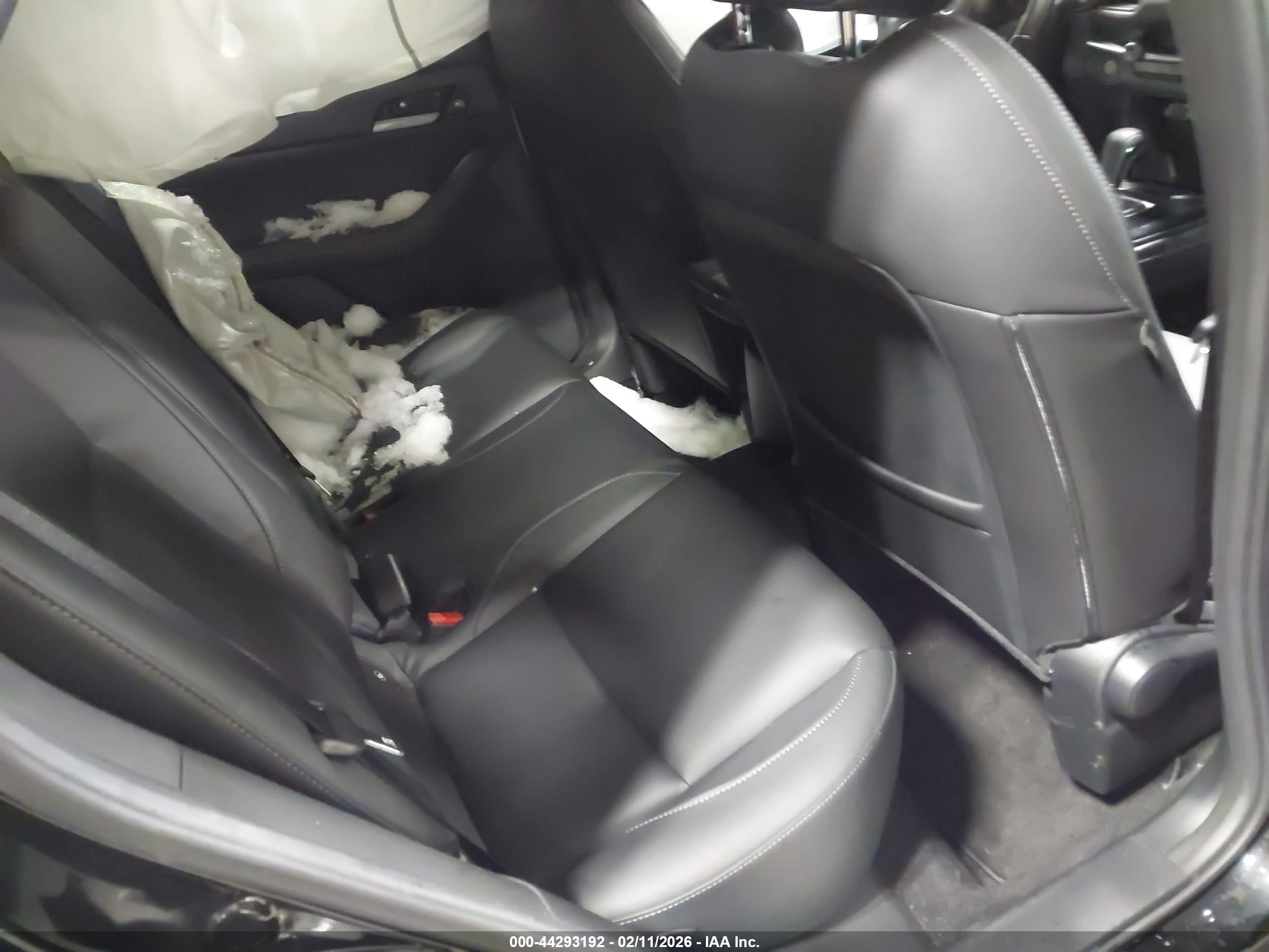 MAZDA CX-30 image 8