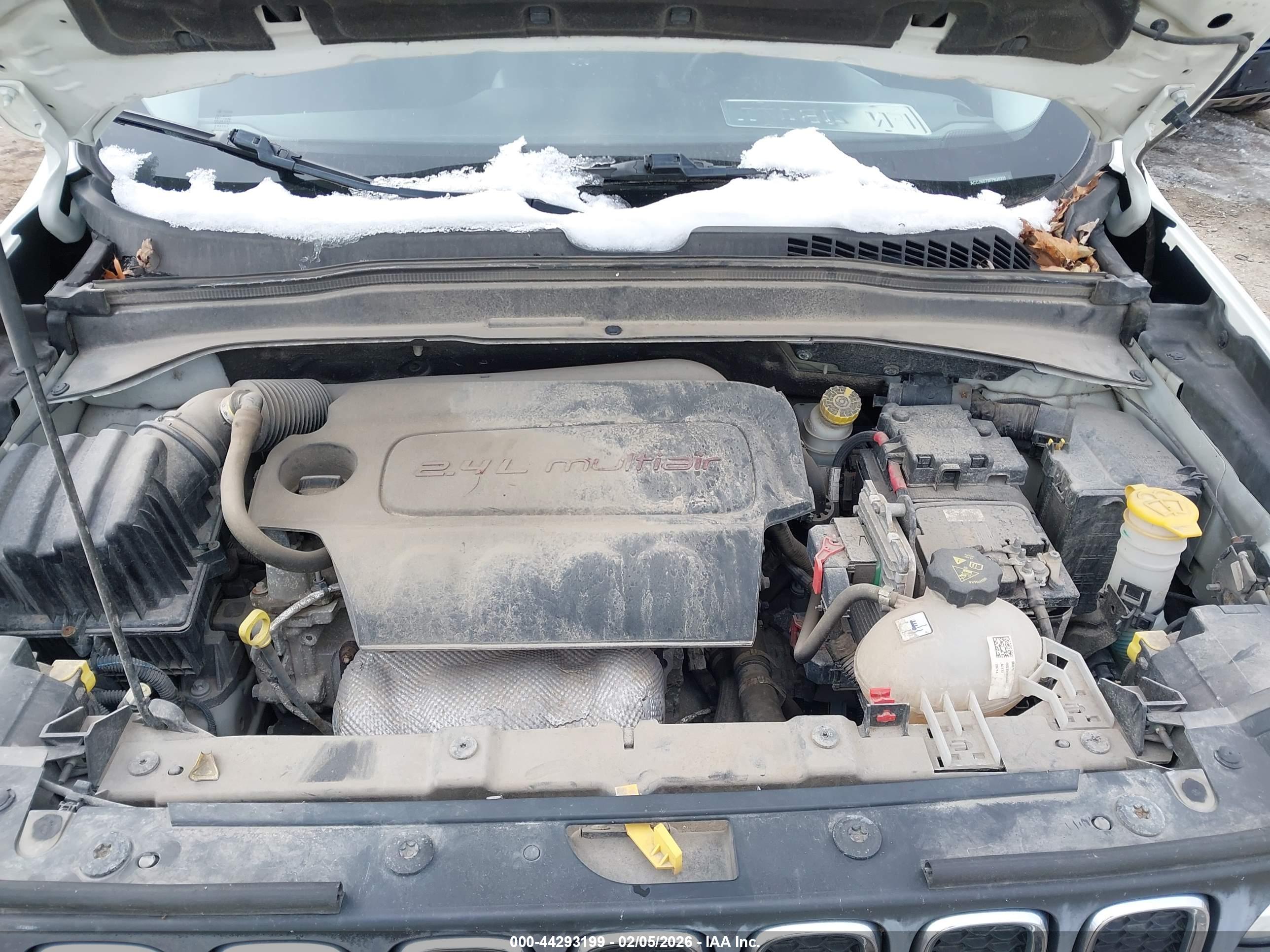 JEEP RENEGADE image 10