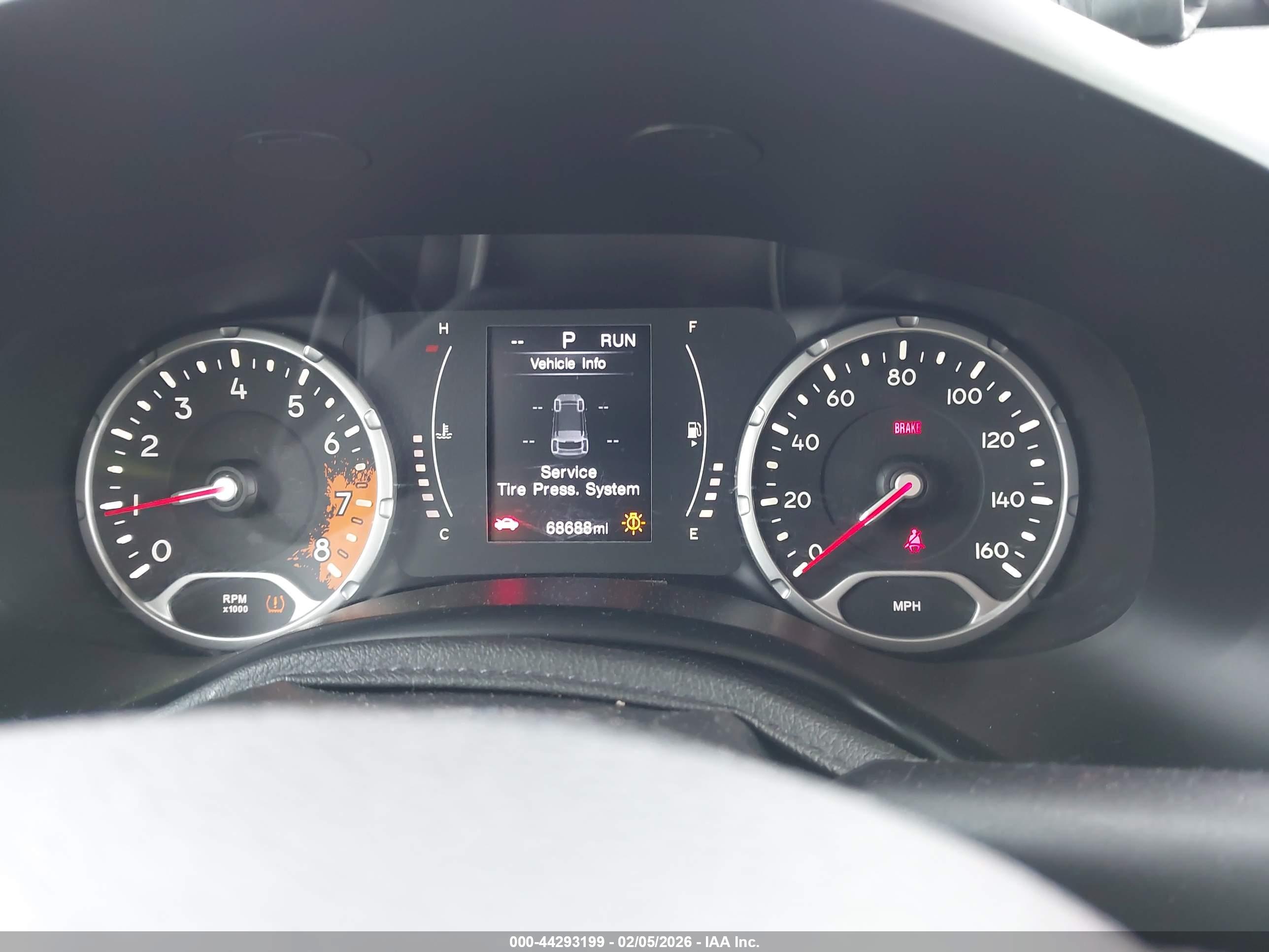 JEEP RENEGADE image 7