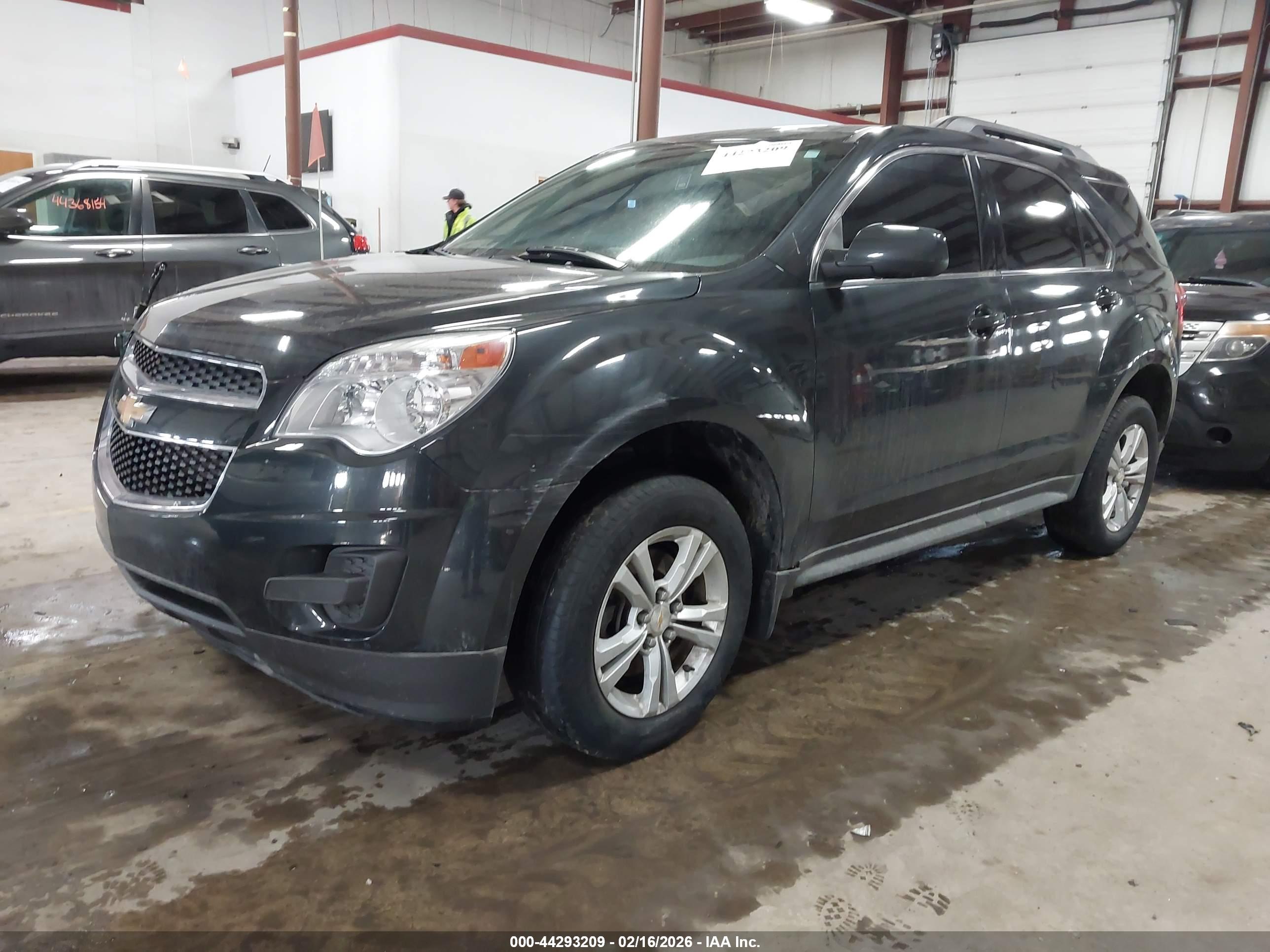 CHEVROLET EQUINOX image 2