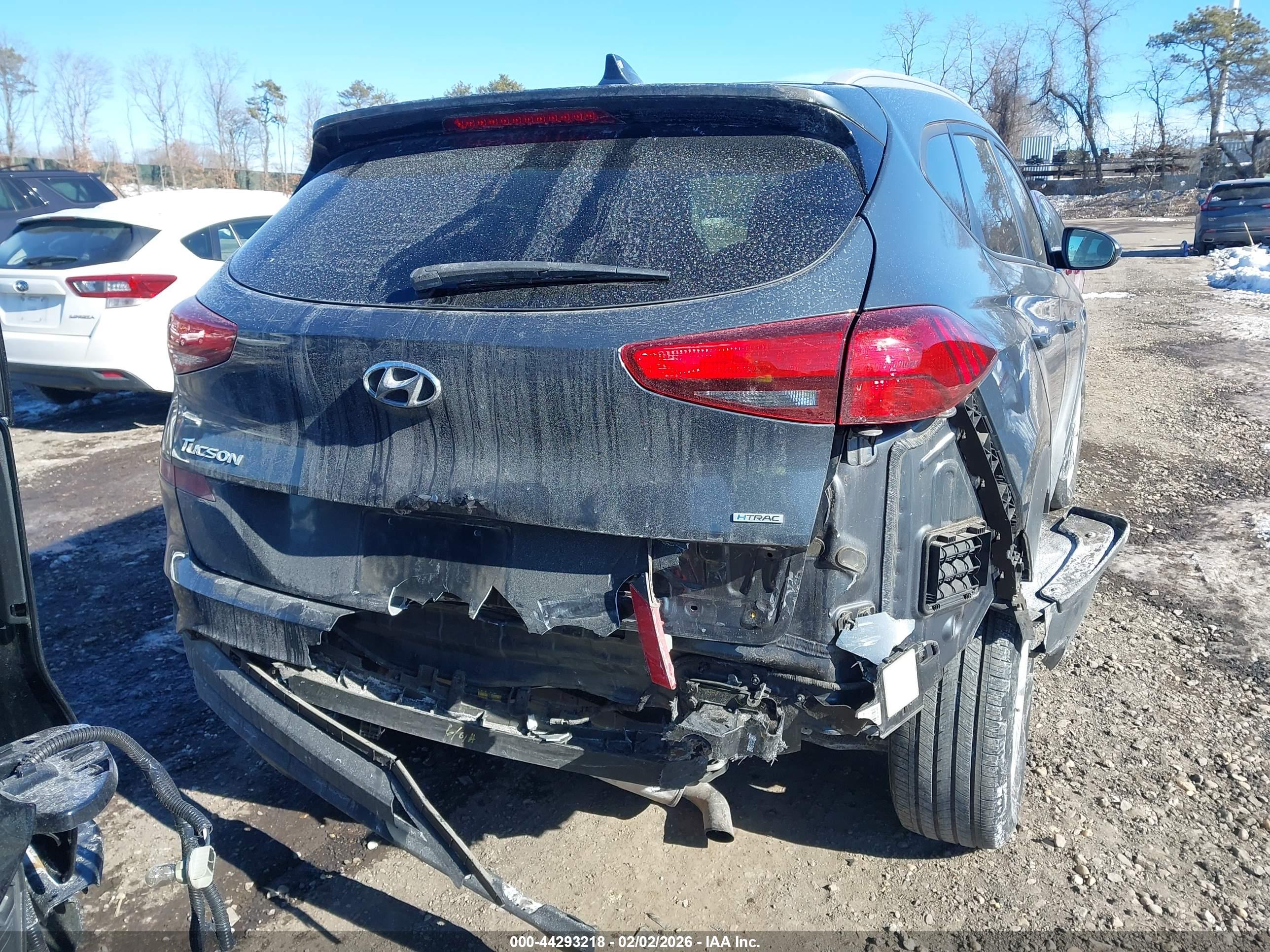 HYUNDAI TUCSON image 6