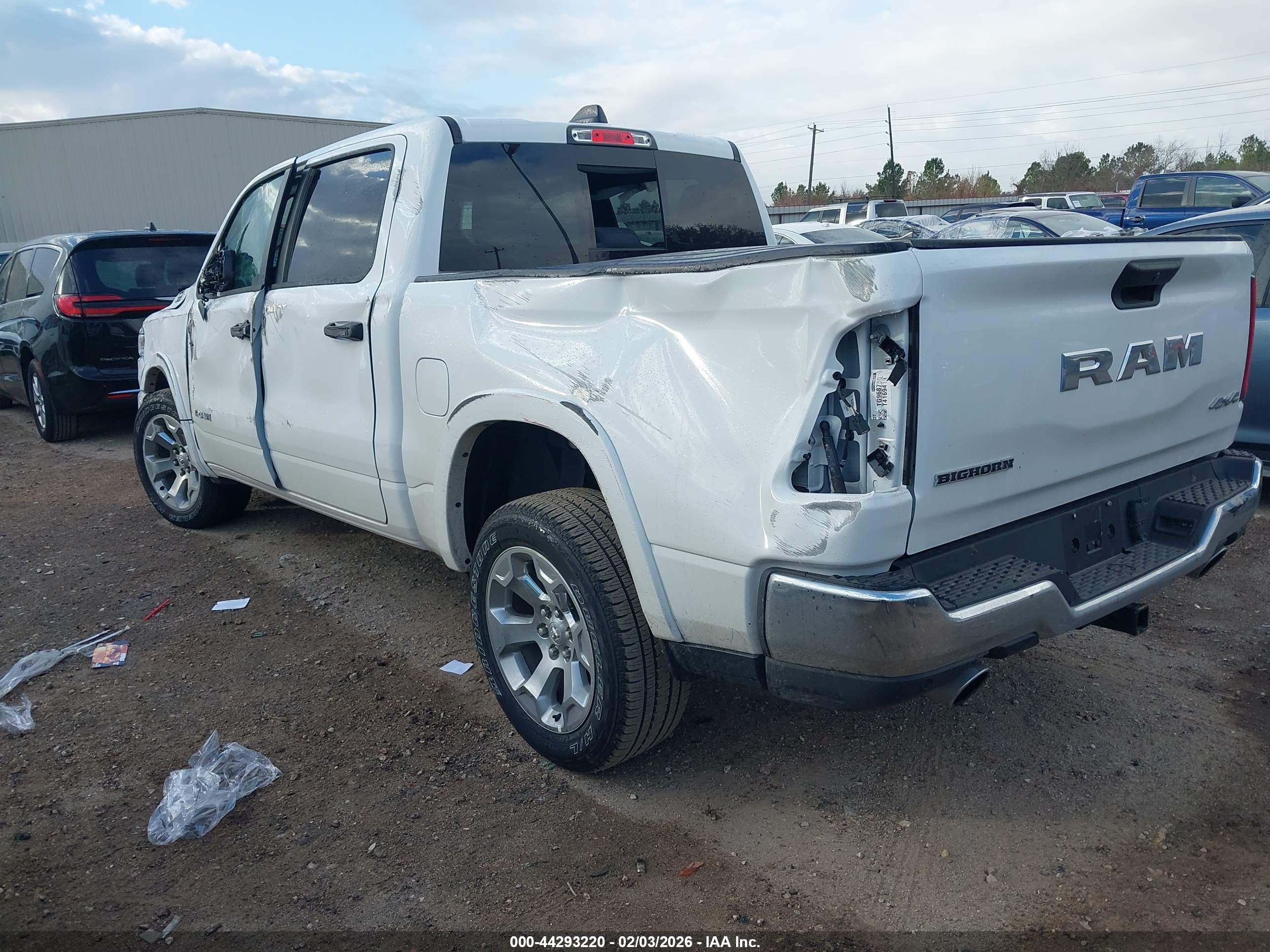 RAM 1500 image 3
