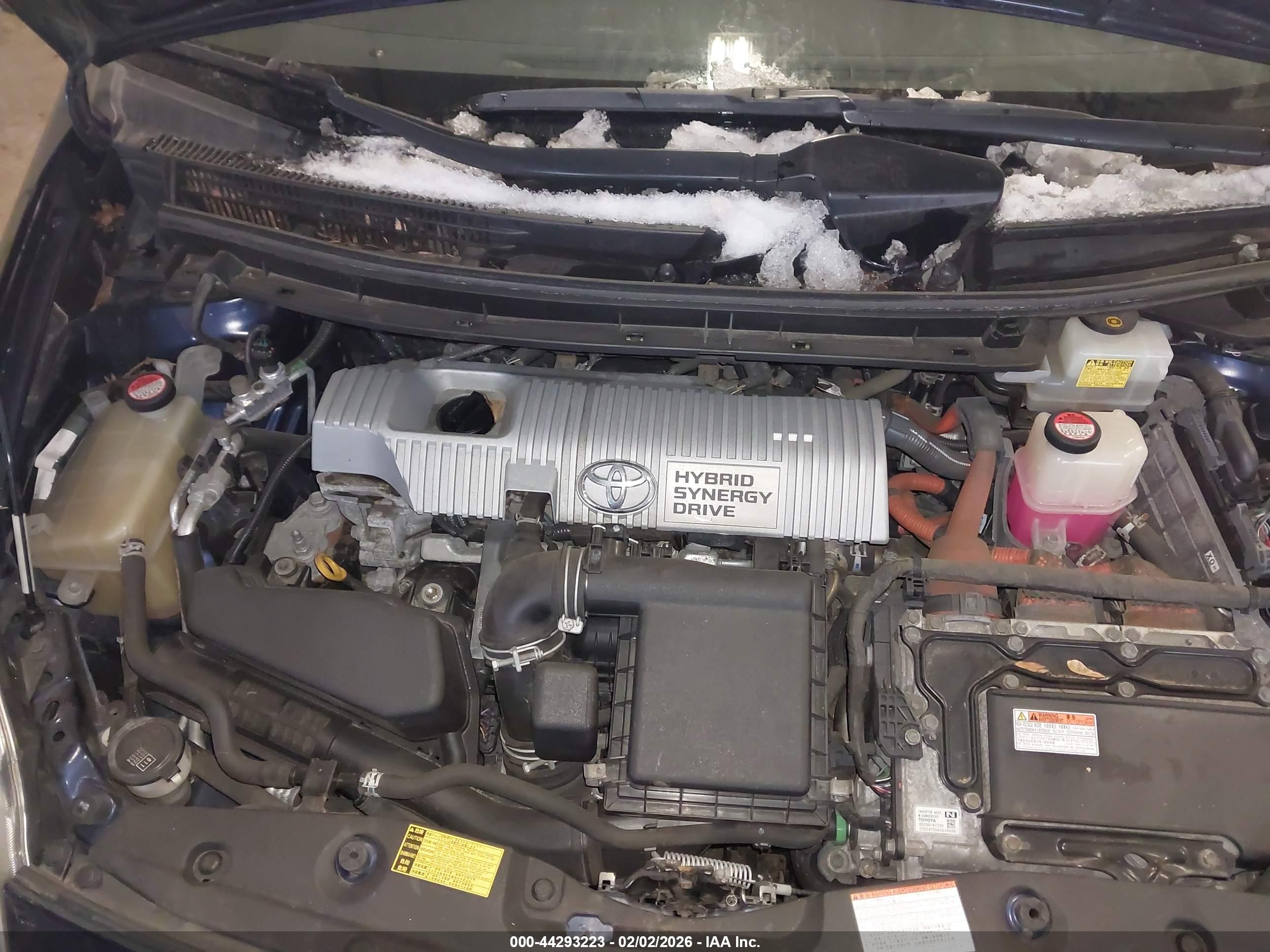 TOYOTA PRIUS image 10