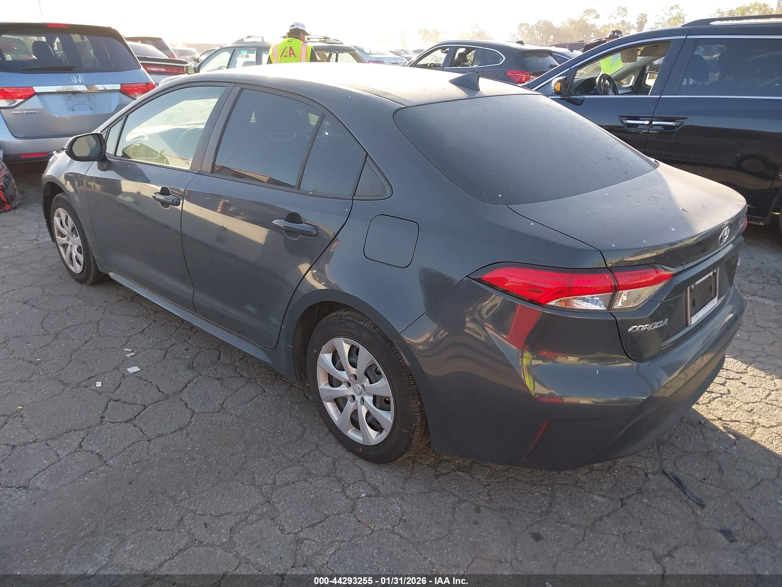 TOYOTA COROLLA image 3