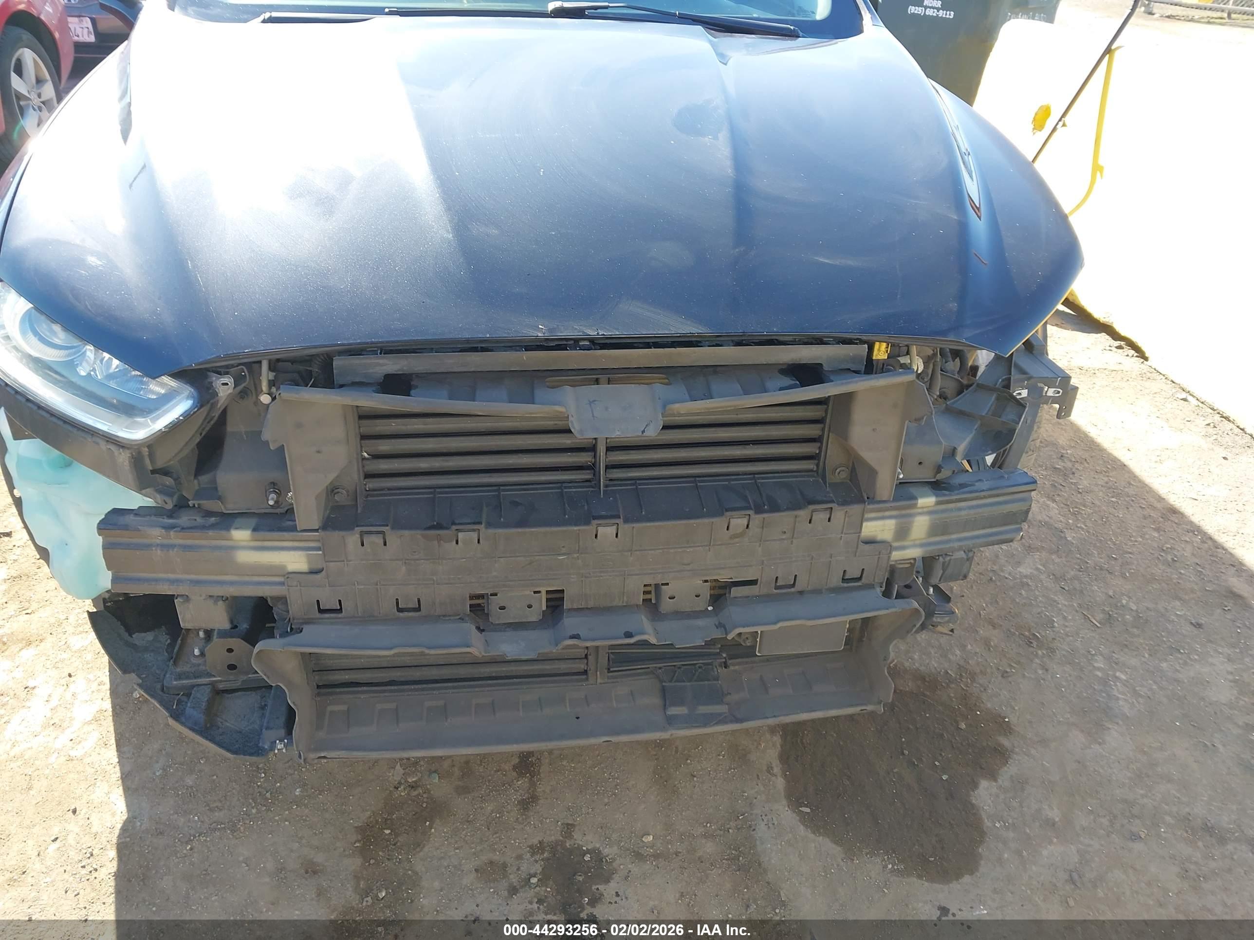 FORD FUSION image 6
