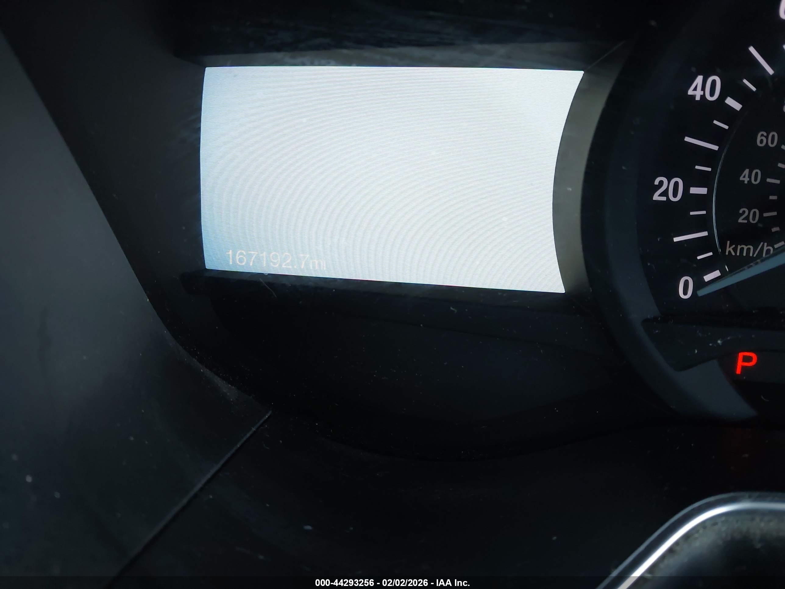 FORD FUSION image 7