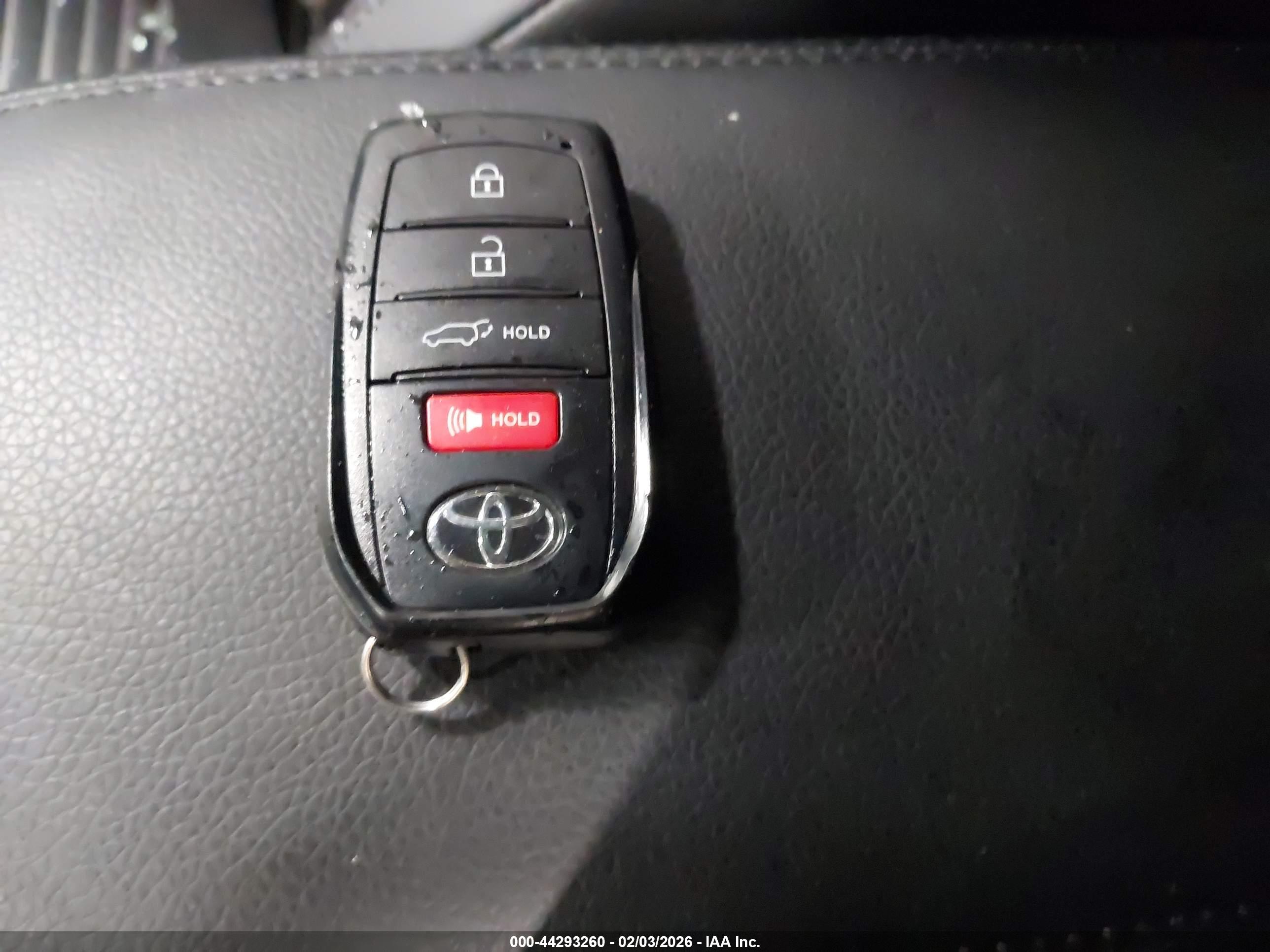 TOYOTA COROLLA image 11