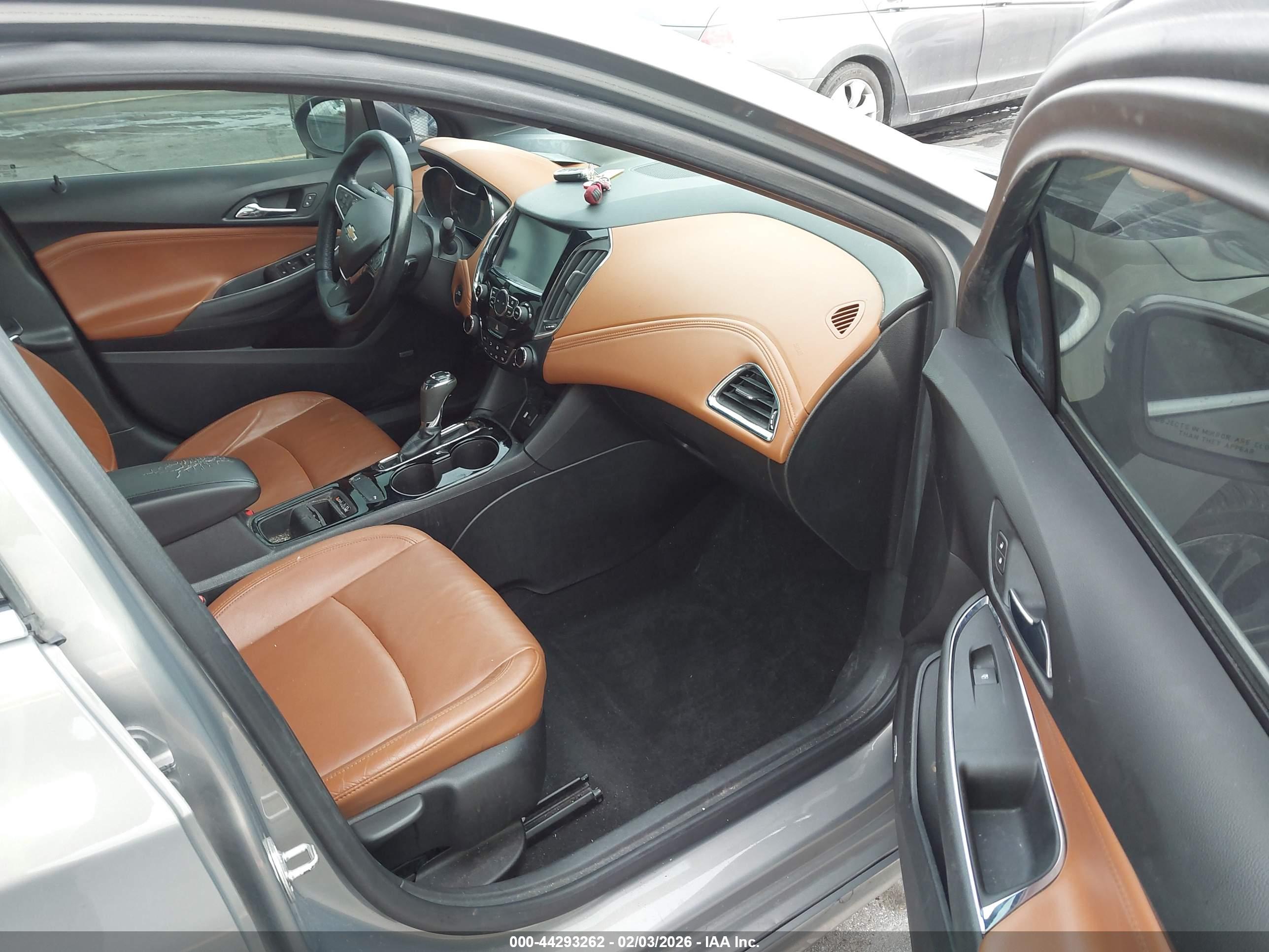 CHEVROLET CRUZE image 5