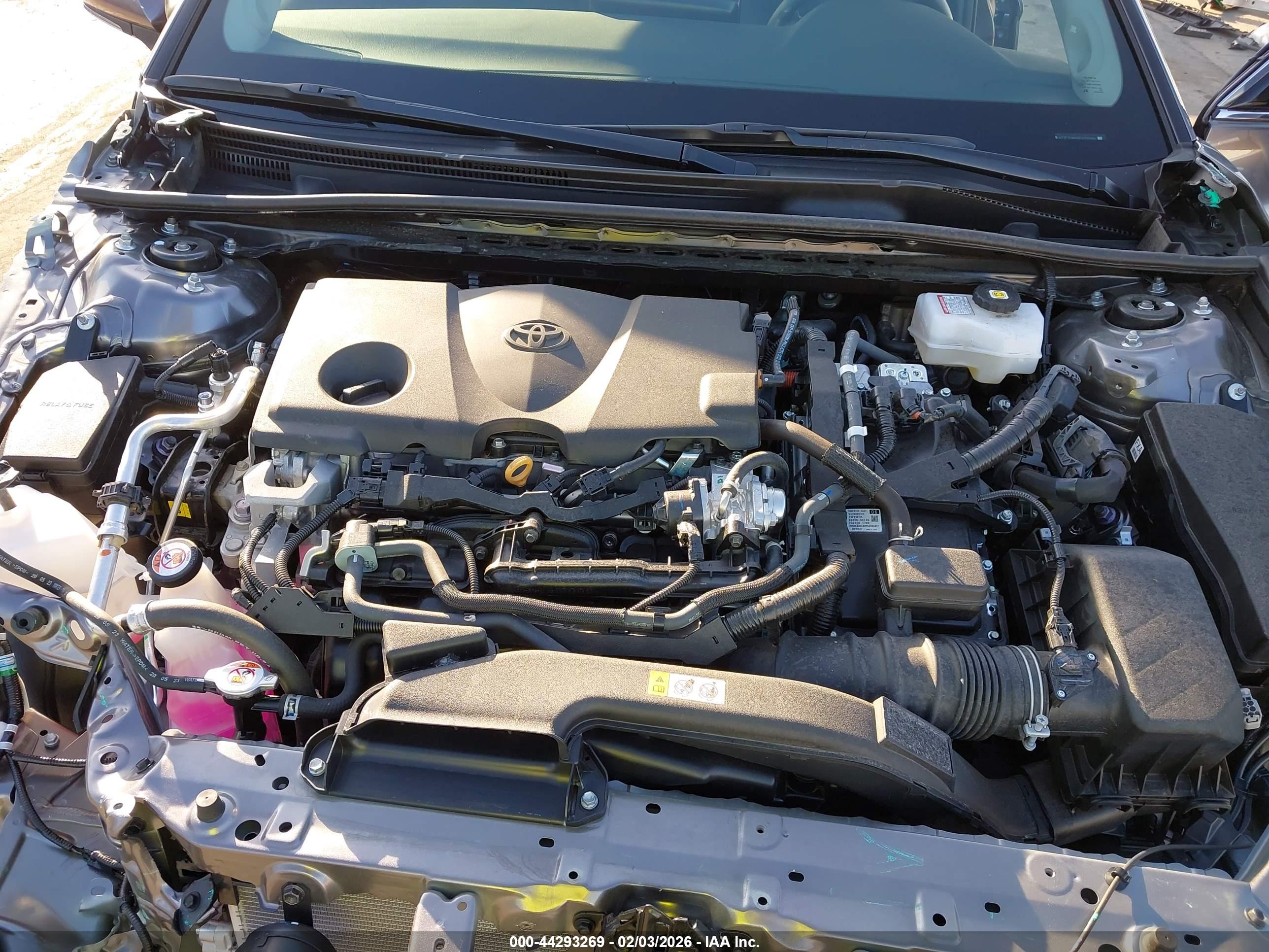 TOYOTA CAMRY image 10