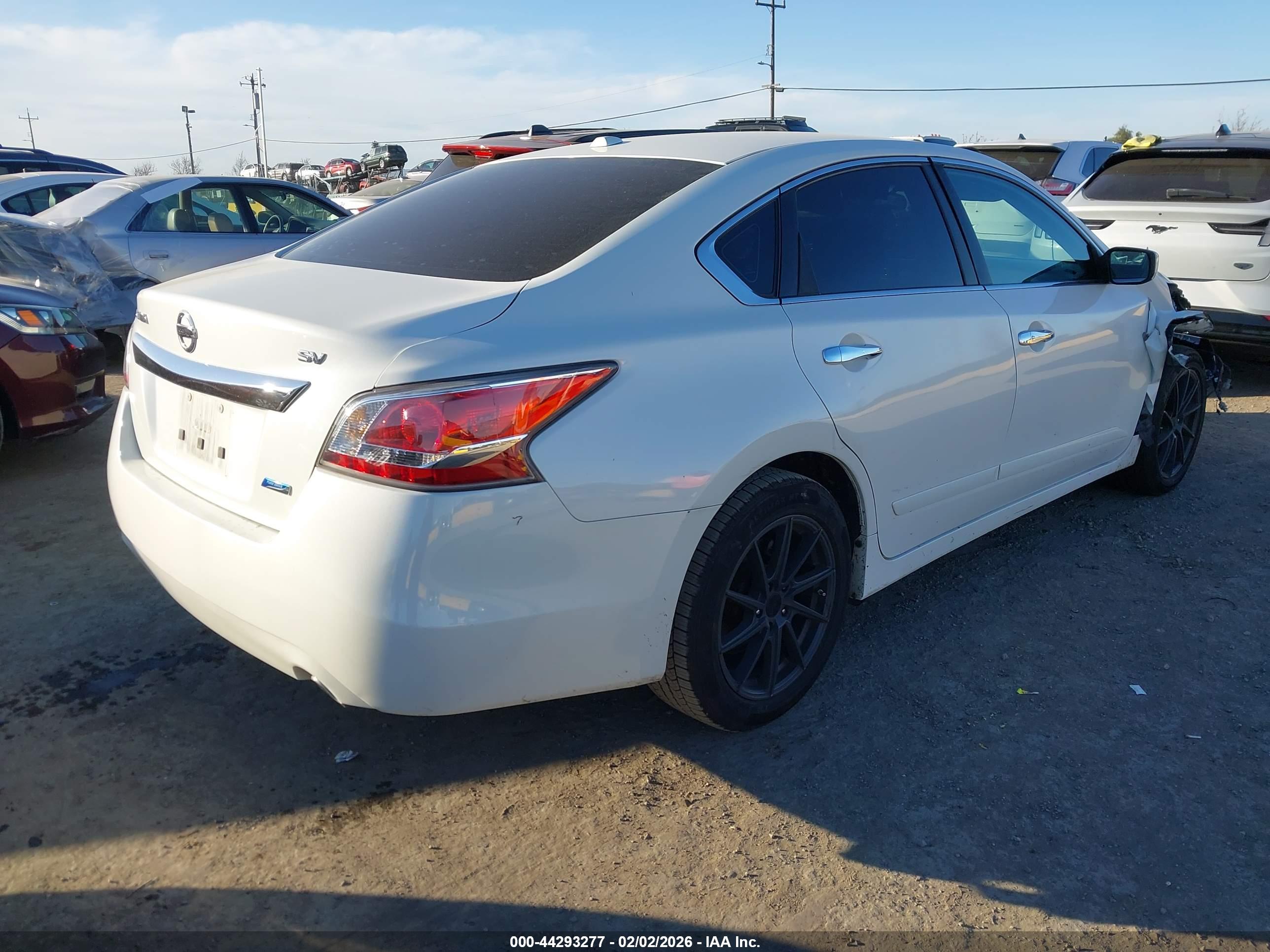 NISSAN ALTIMA image 4