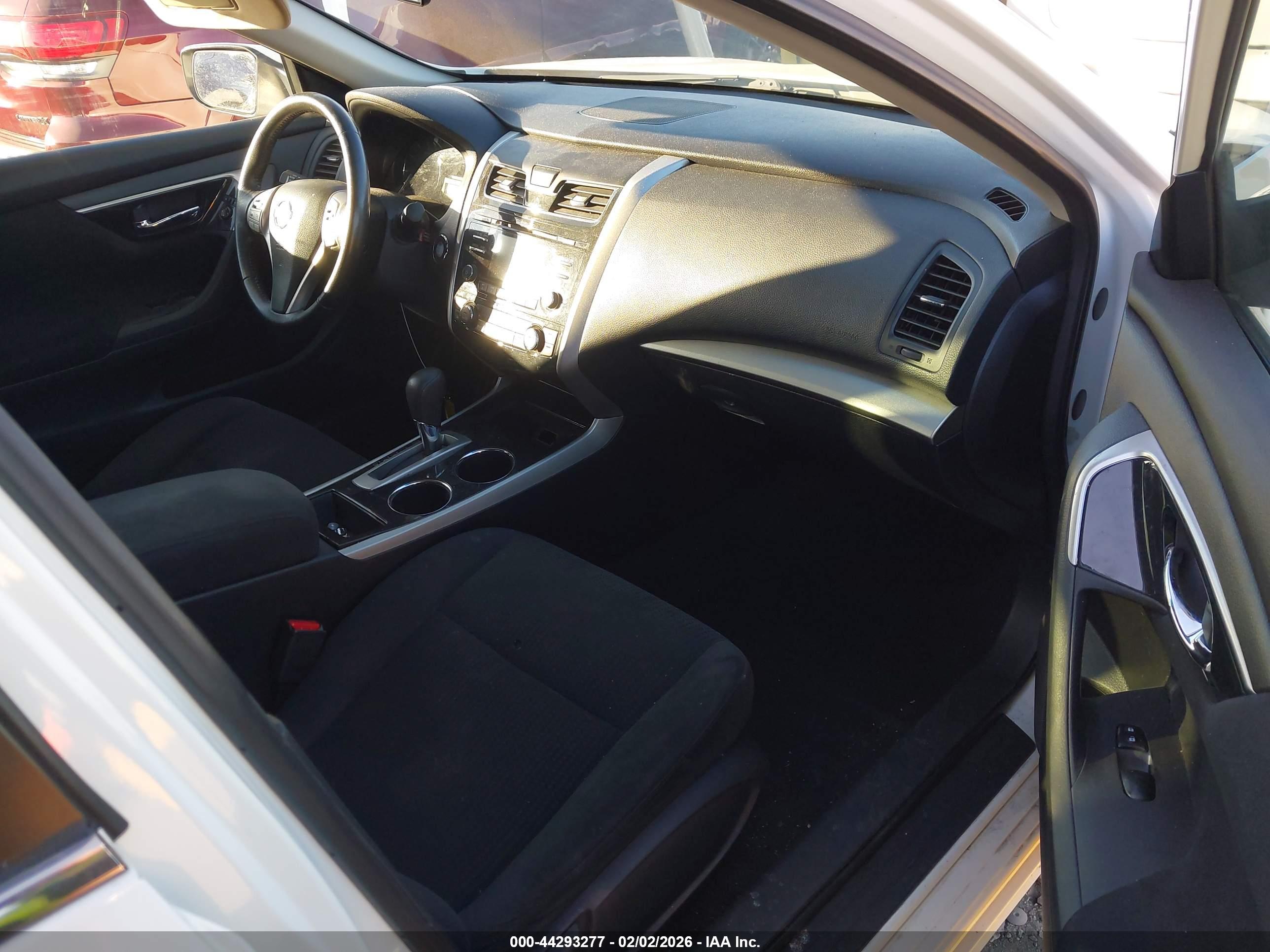 NISSAN ALTIMA image 5