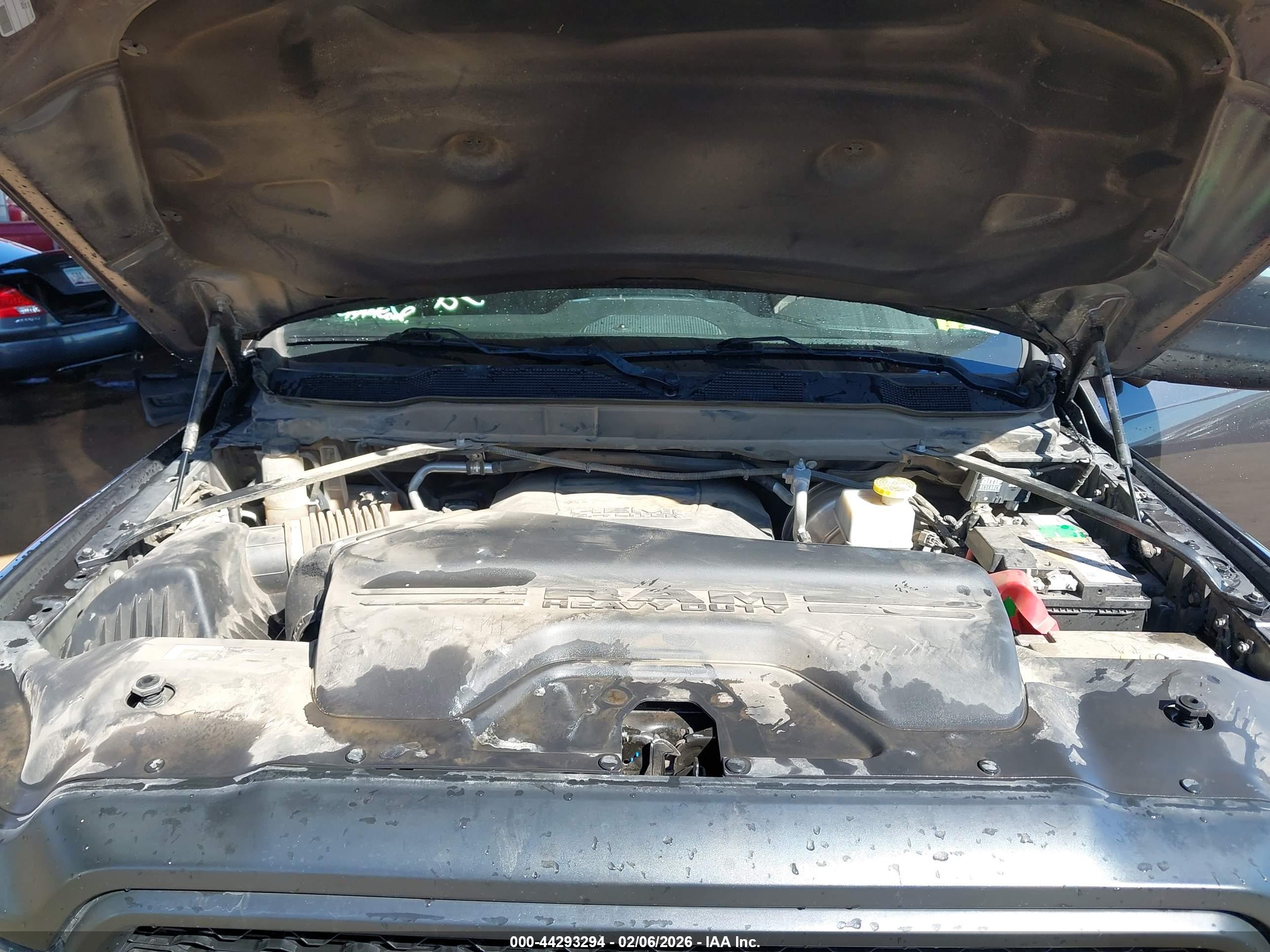 RAM 2500 image 10