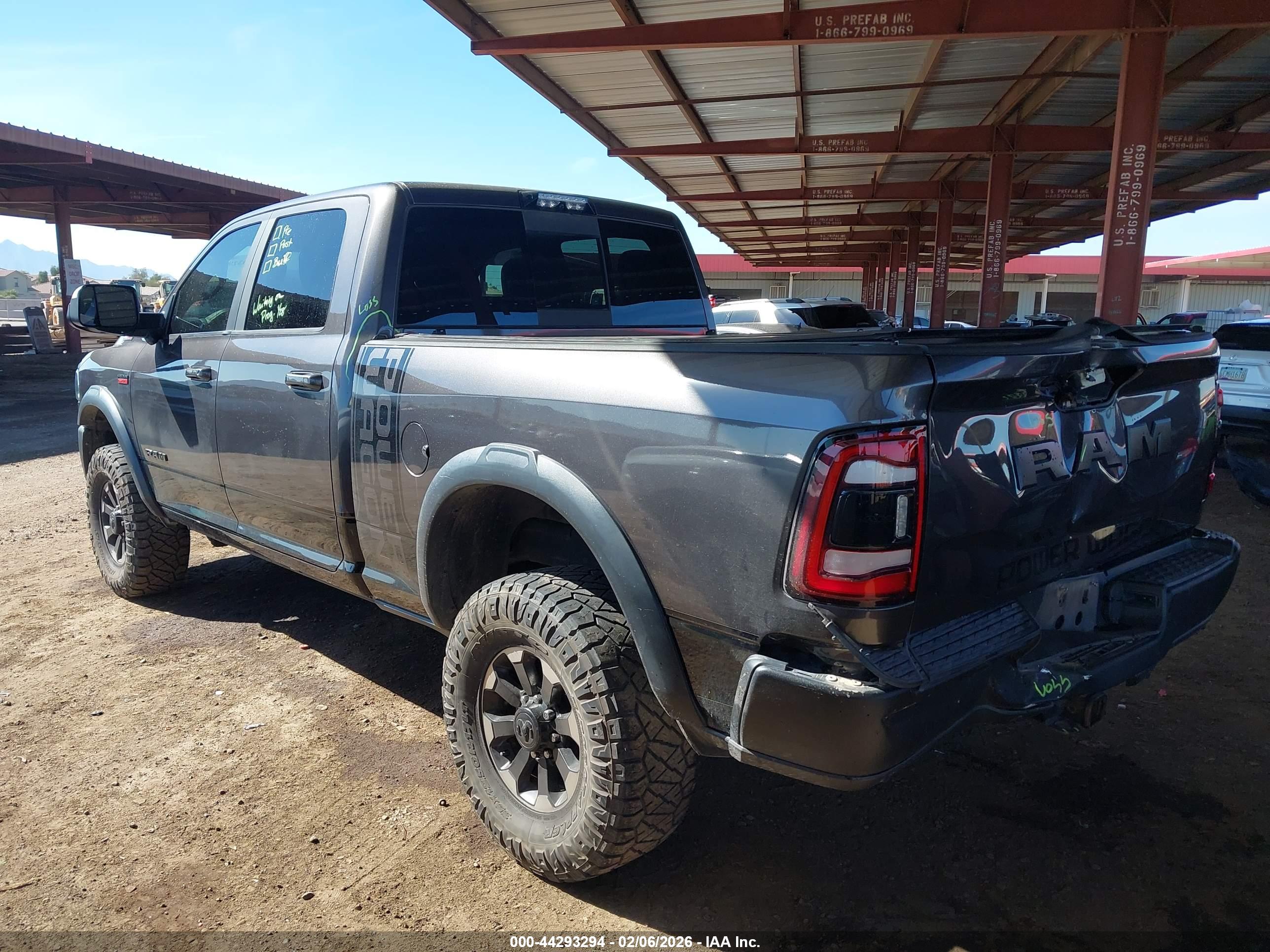 RAM 2500 image 3