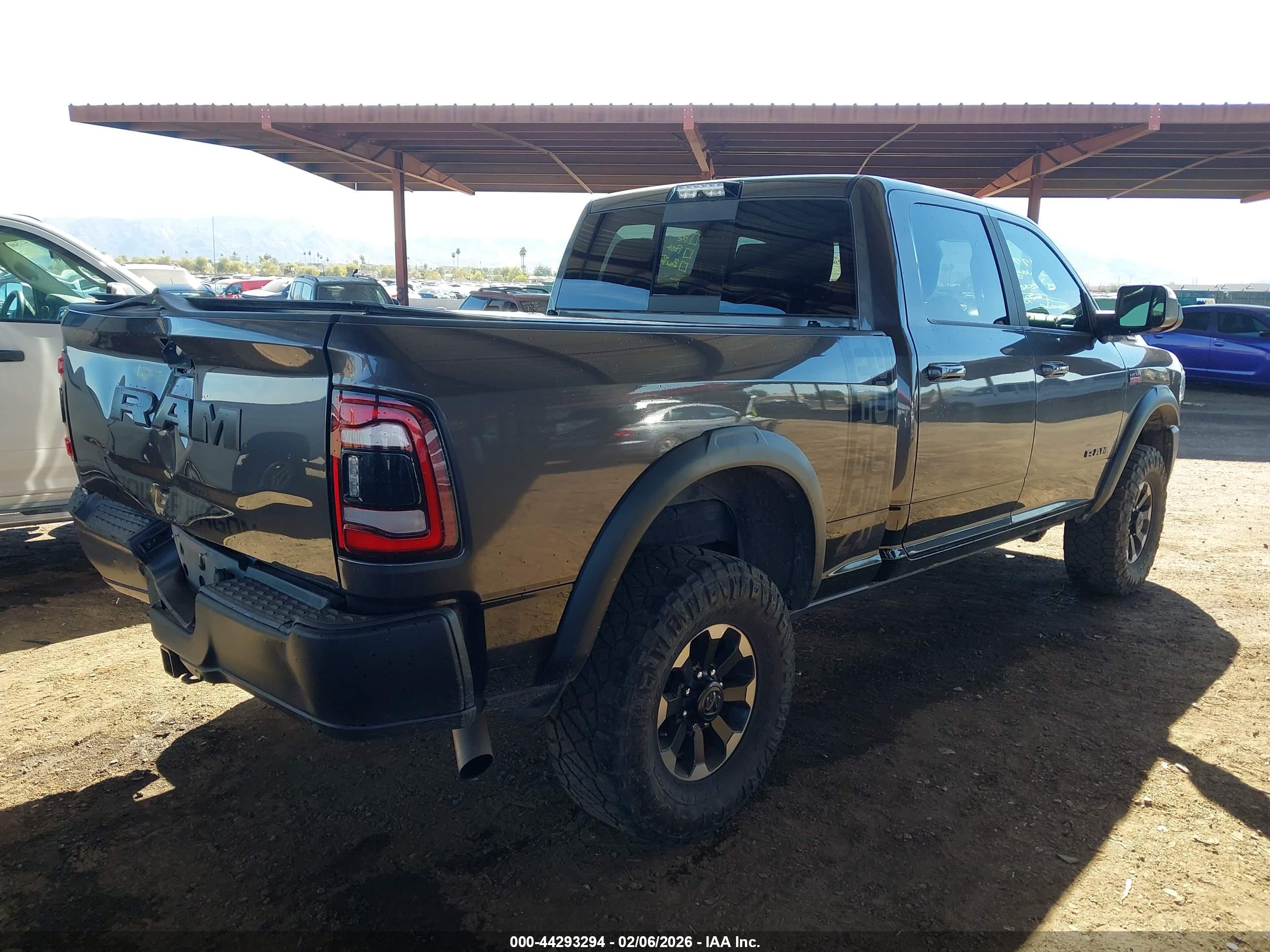 RAM 2500 image 4
