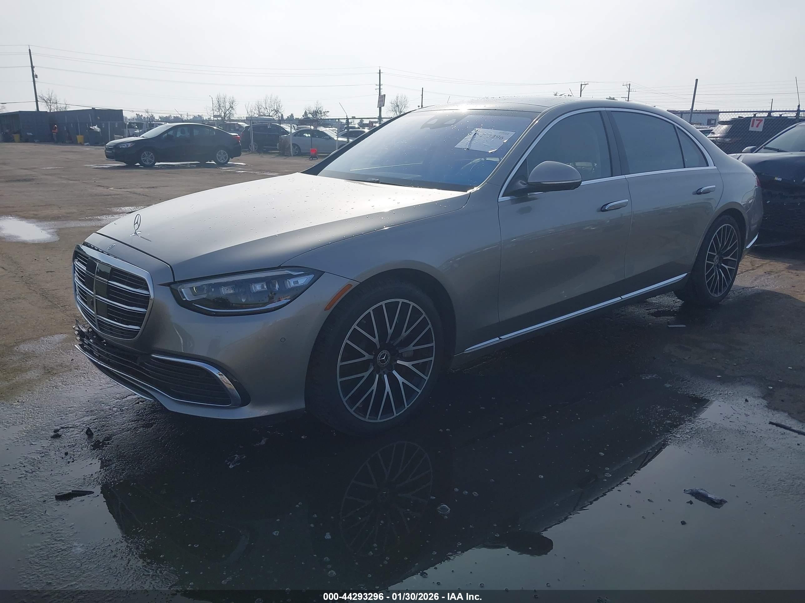 MERCEDES-BENZ S image 2