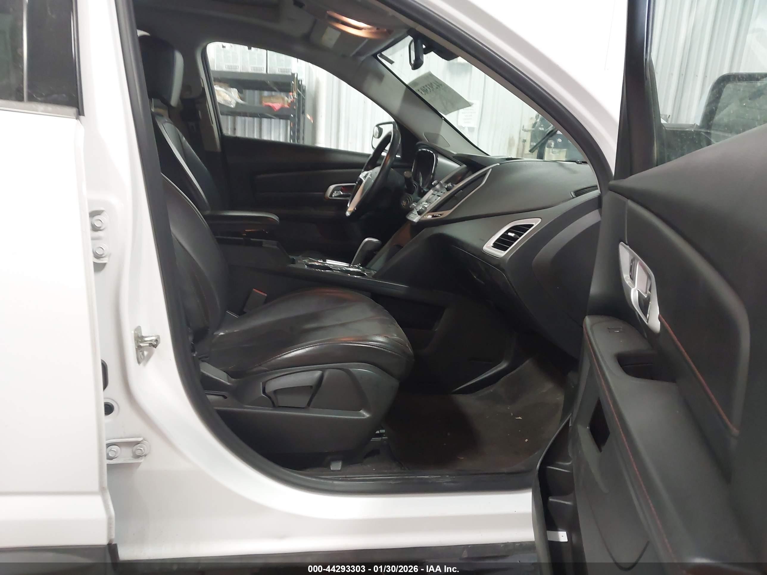 GMC TERRAIN image 5