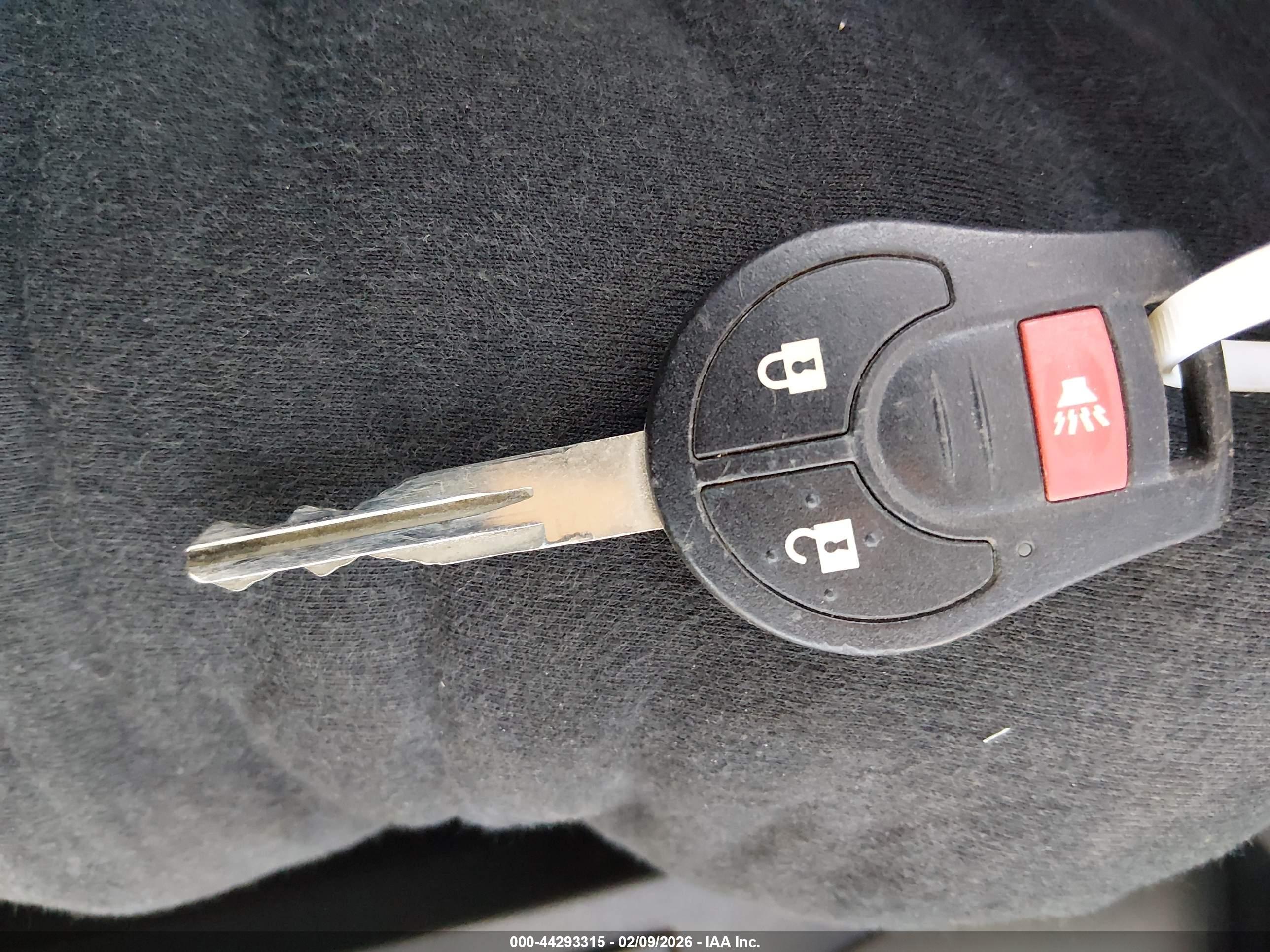 NISSAN ROGUE image 11