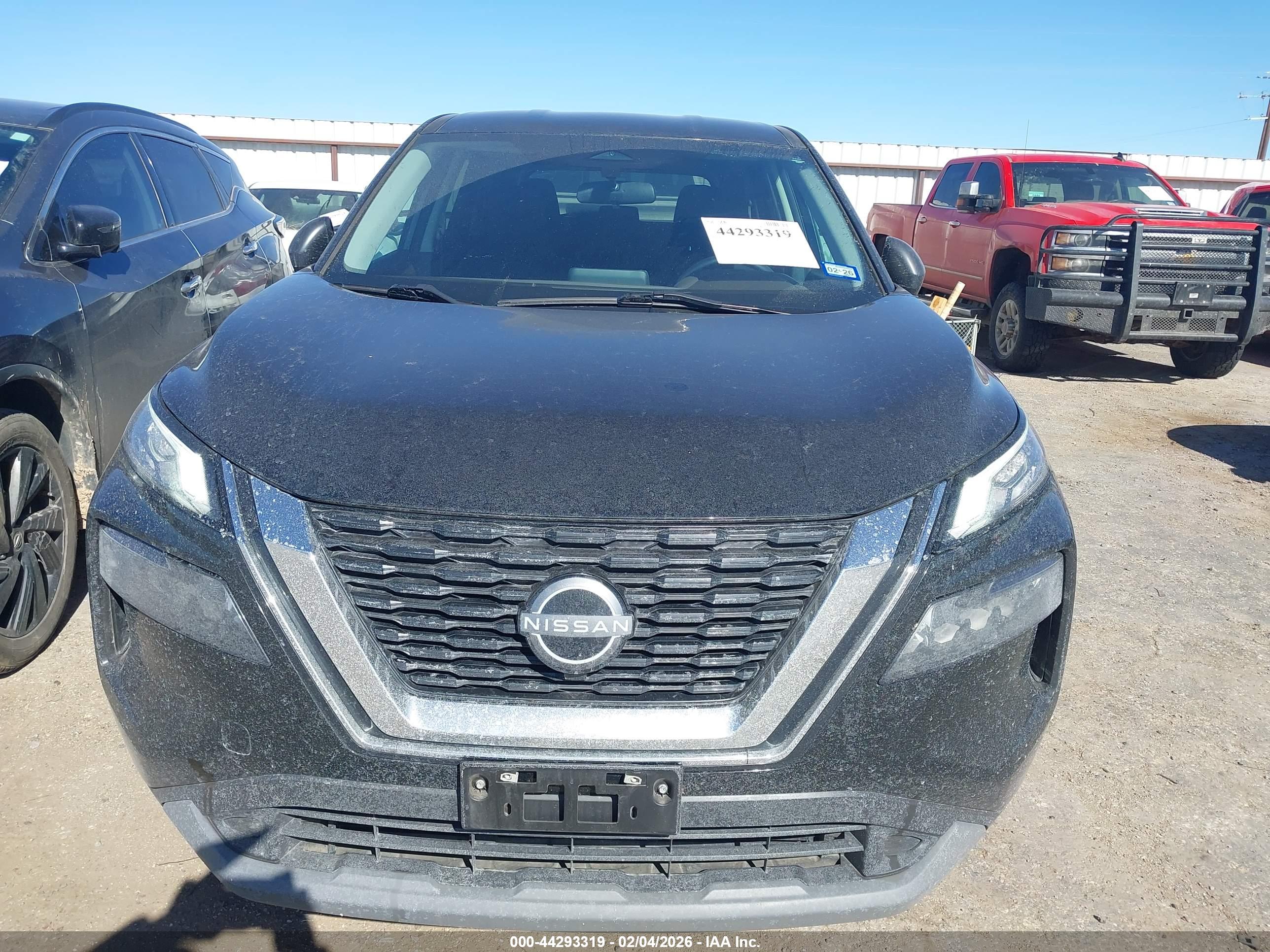 NISSAN ROGUE image 6