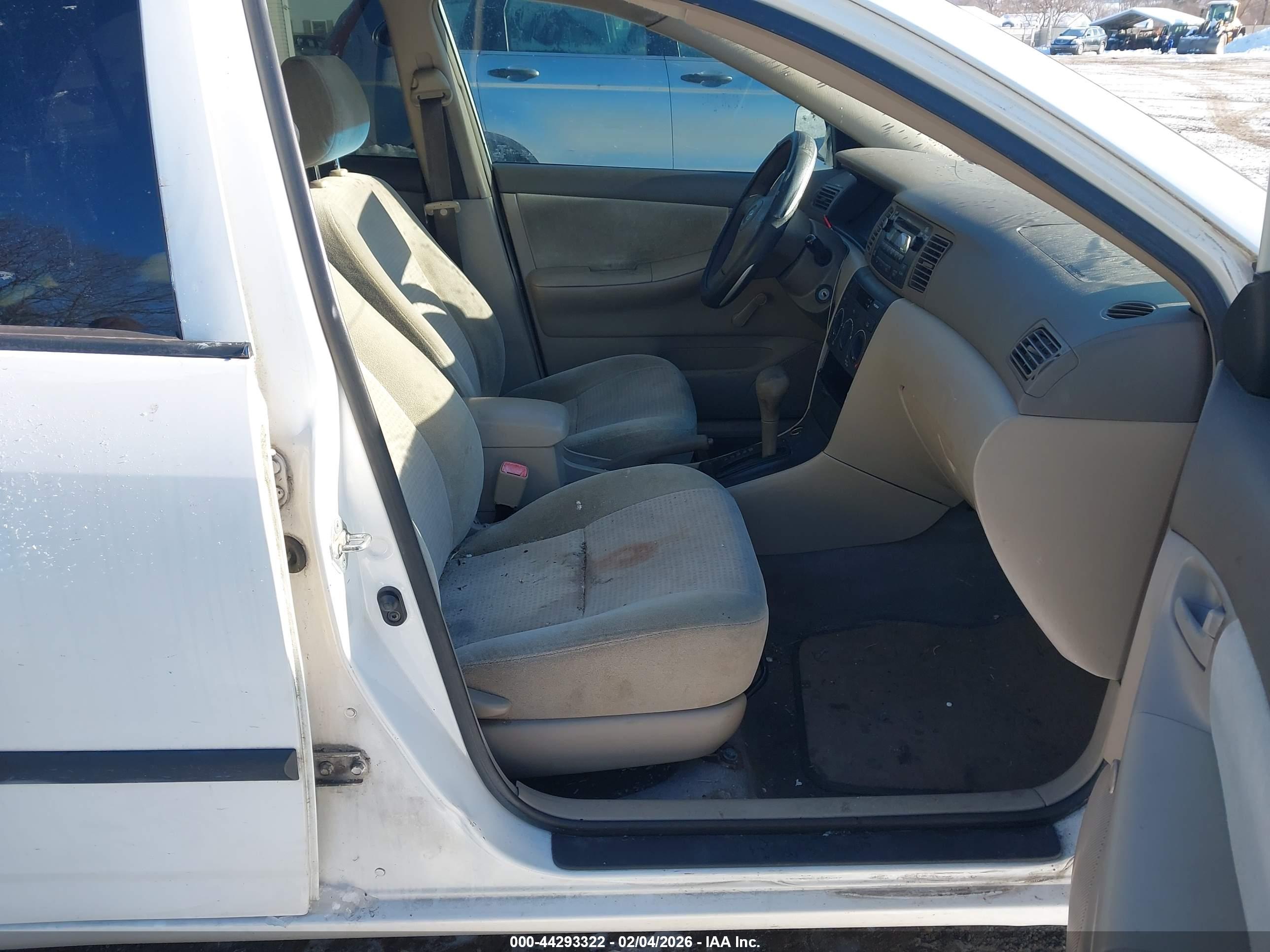 TOYOTA COROLLA image 5