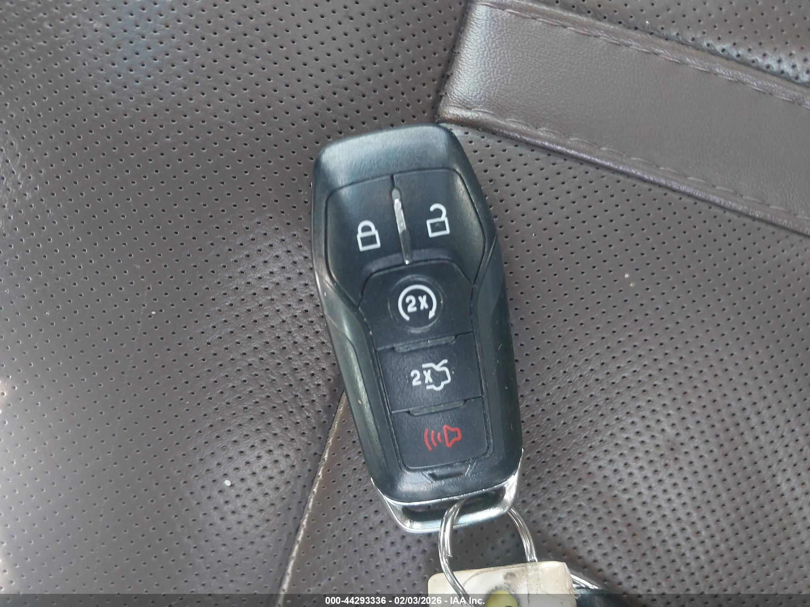 LINCOLN MKZ image 11