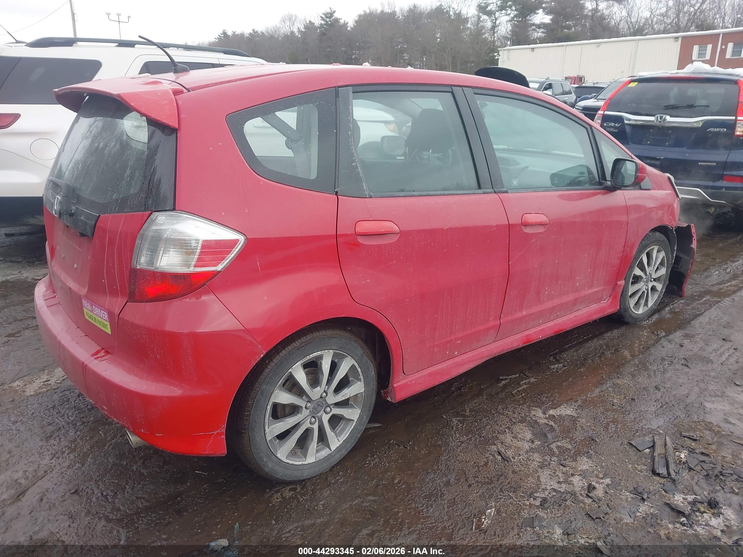 HONDA FIT image 4