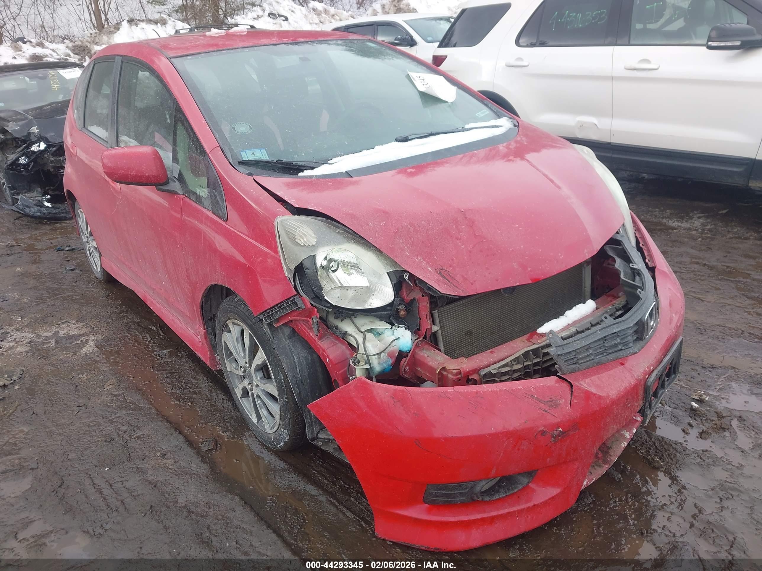 HONDA FIT image 6