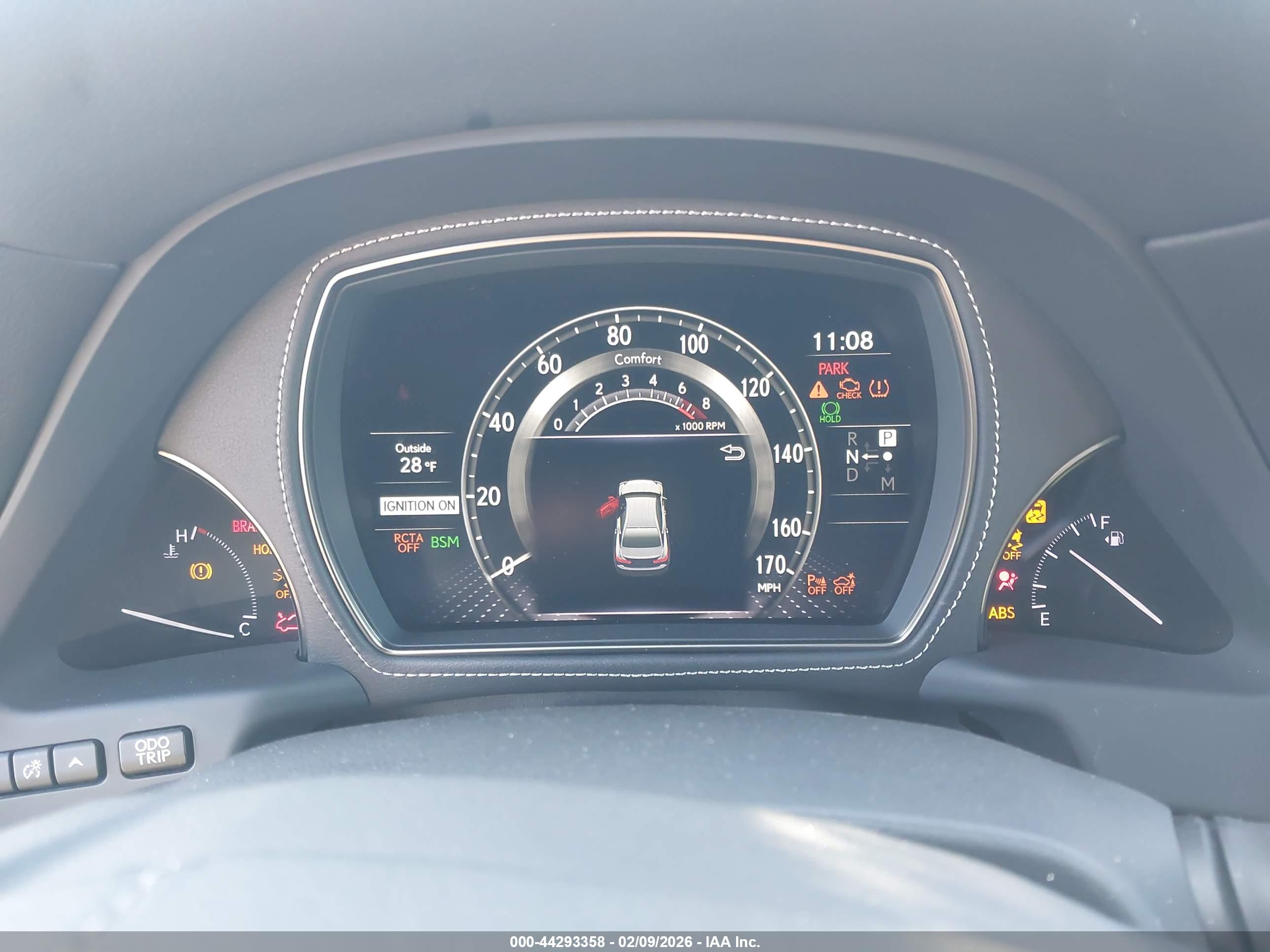 LEXUS LS image 7