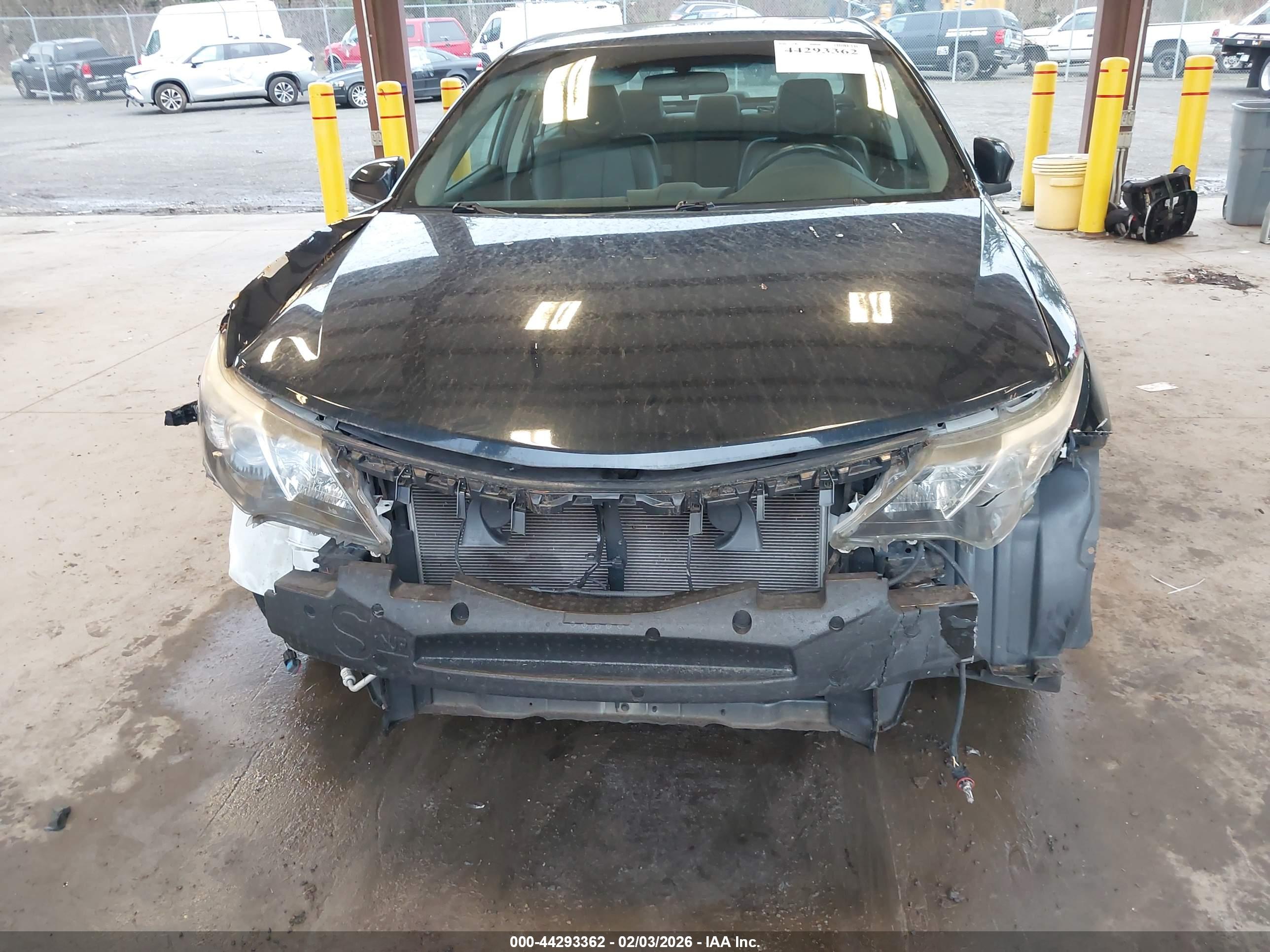 TOYOTA CAMRY image 6