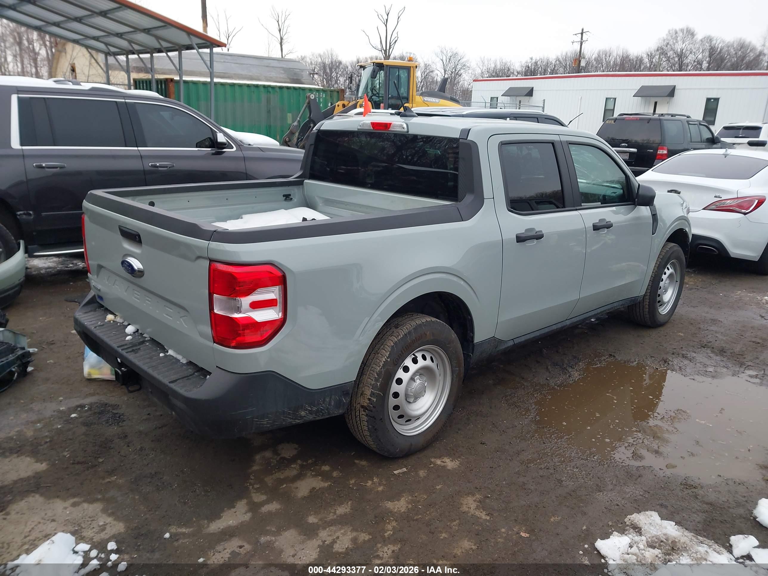 FORD MAVERICK image 4