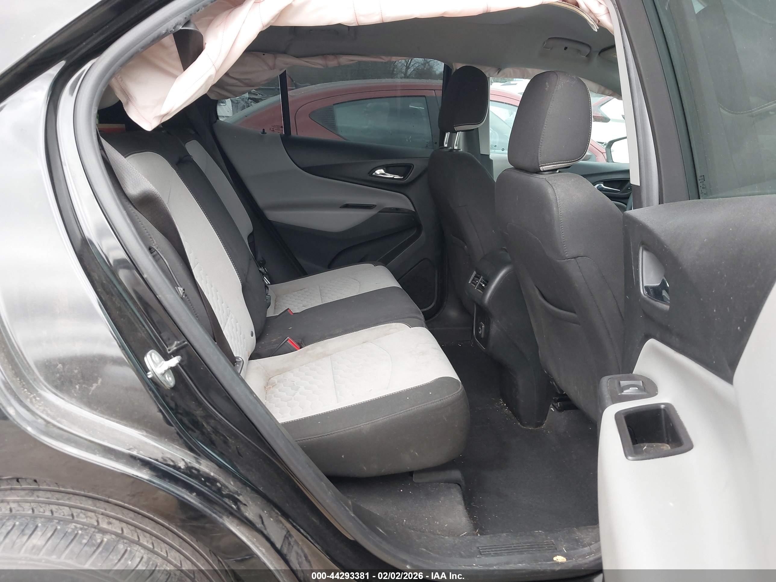 CHEVROLET EQUINOX image 8