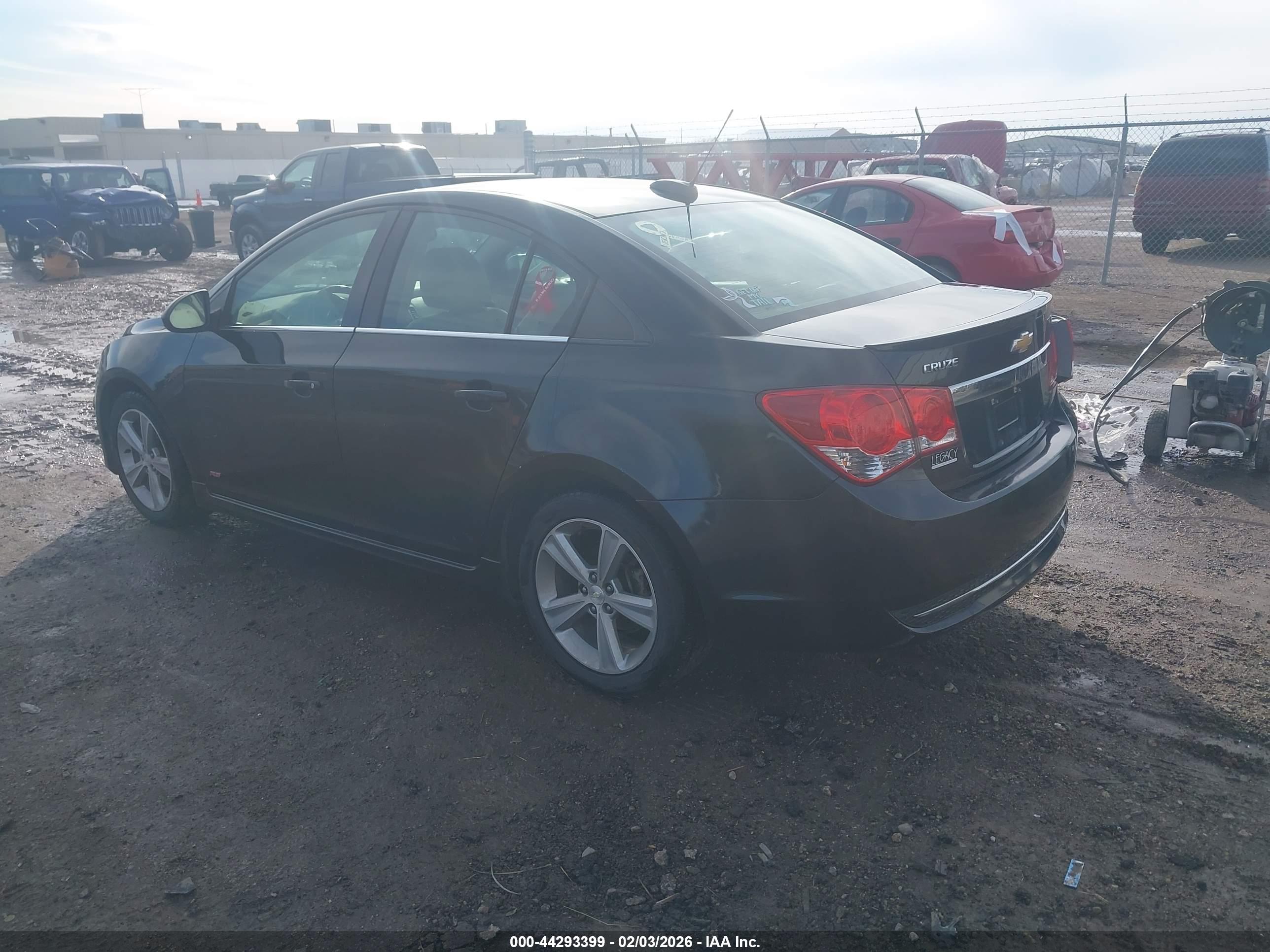 CHEVROLET CRUZE image 3