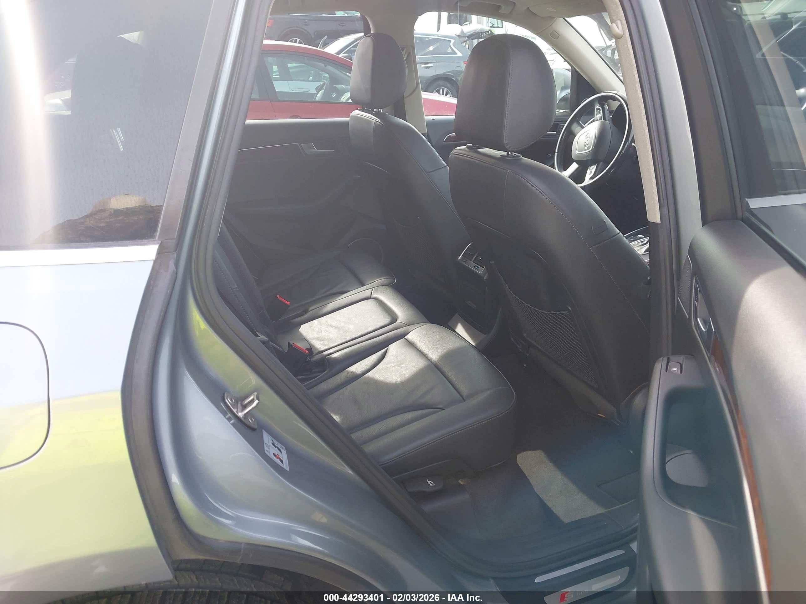 AUDI Q5 image 8