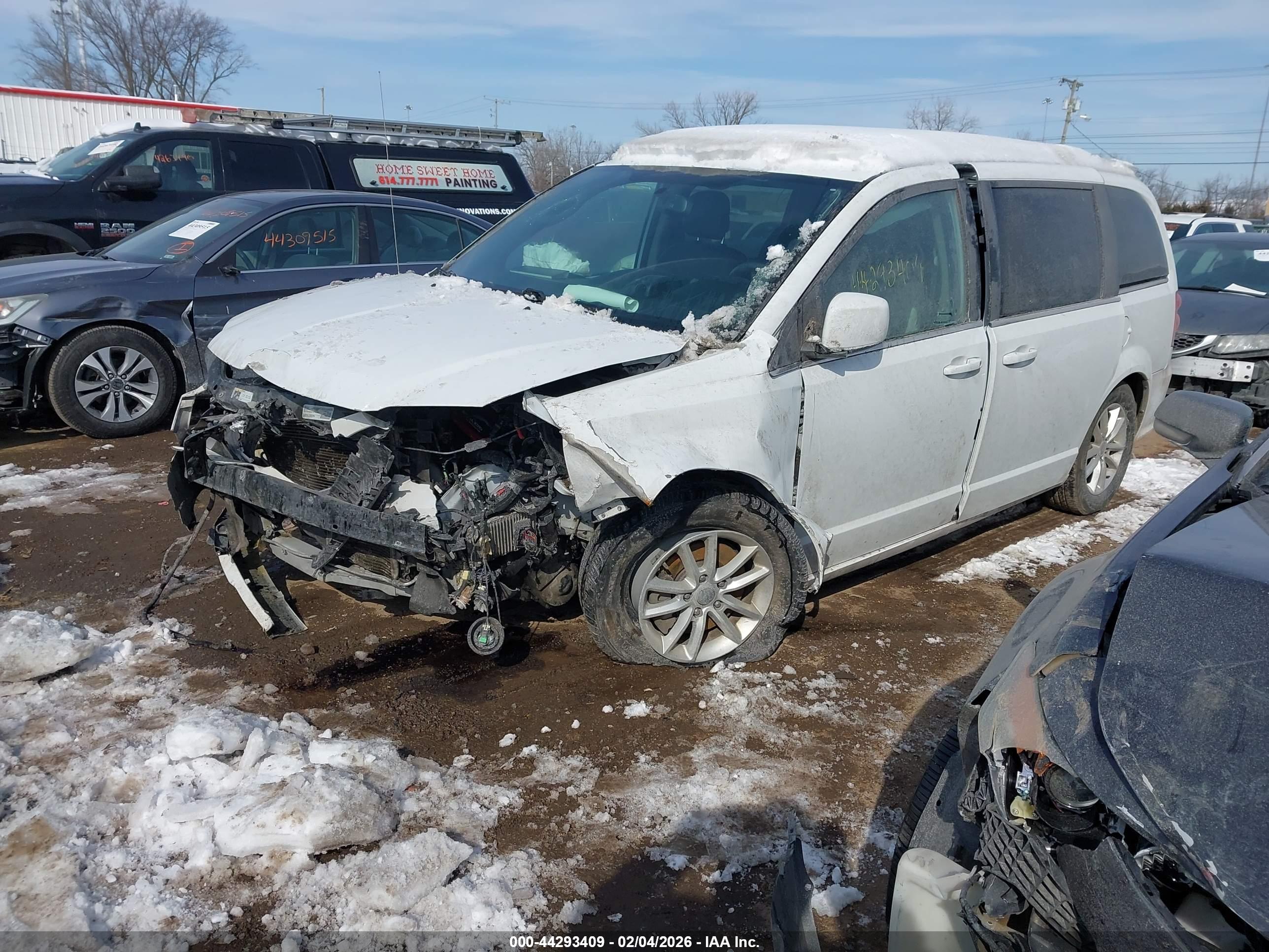 DODGE GRAND image 2