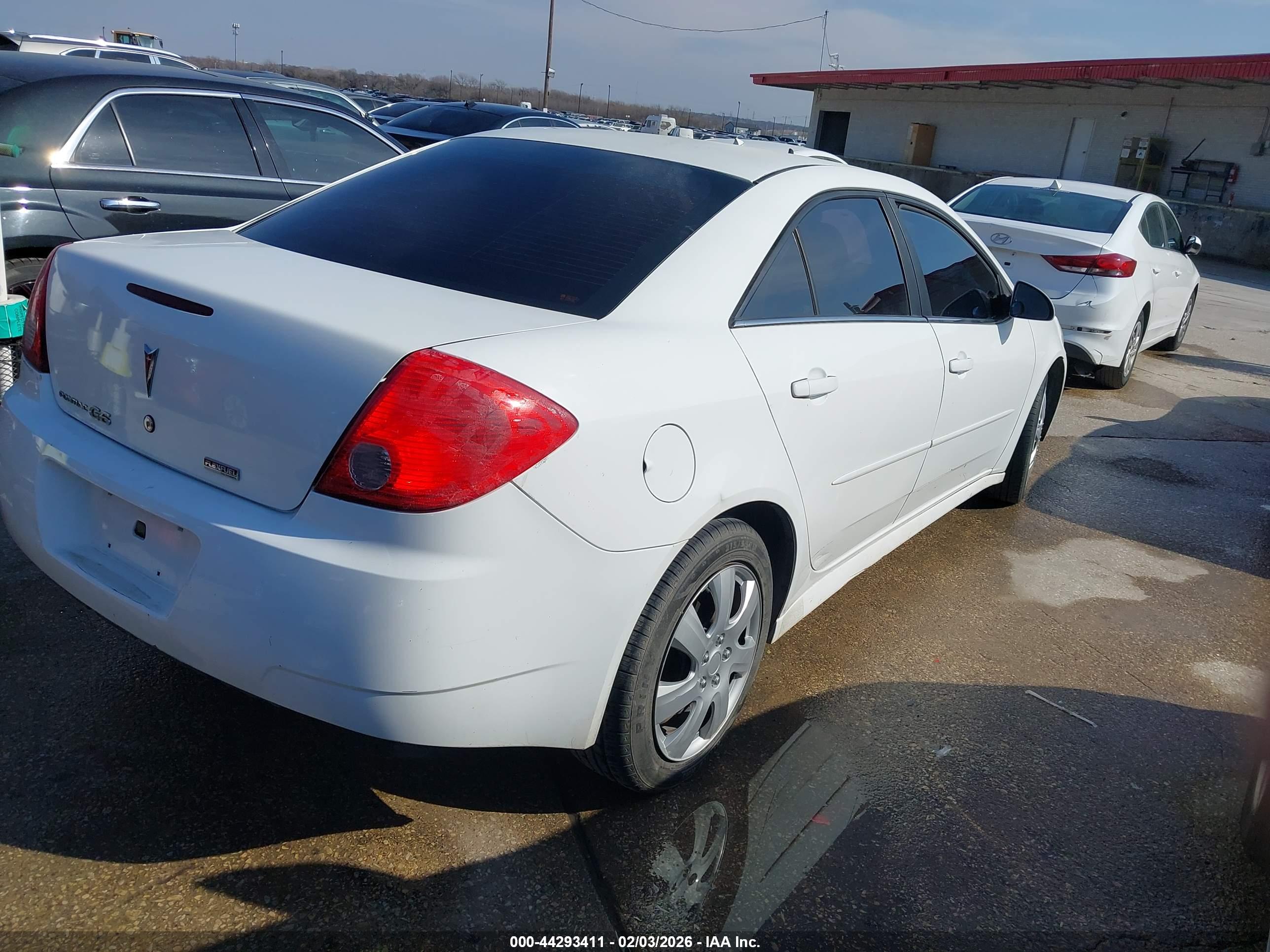 PONTIAC G6 image 4