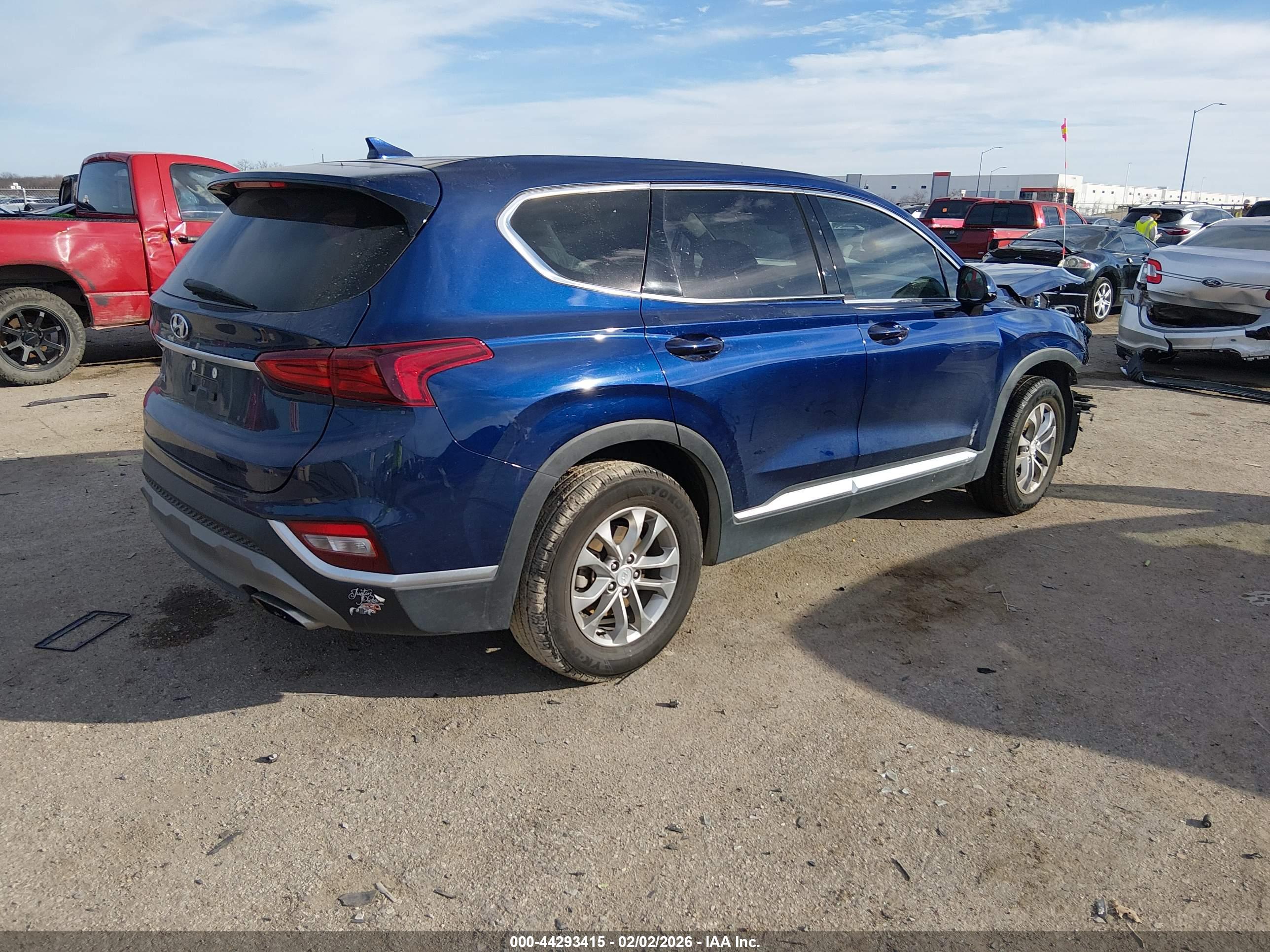 HYUNDAI SANTA image 4