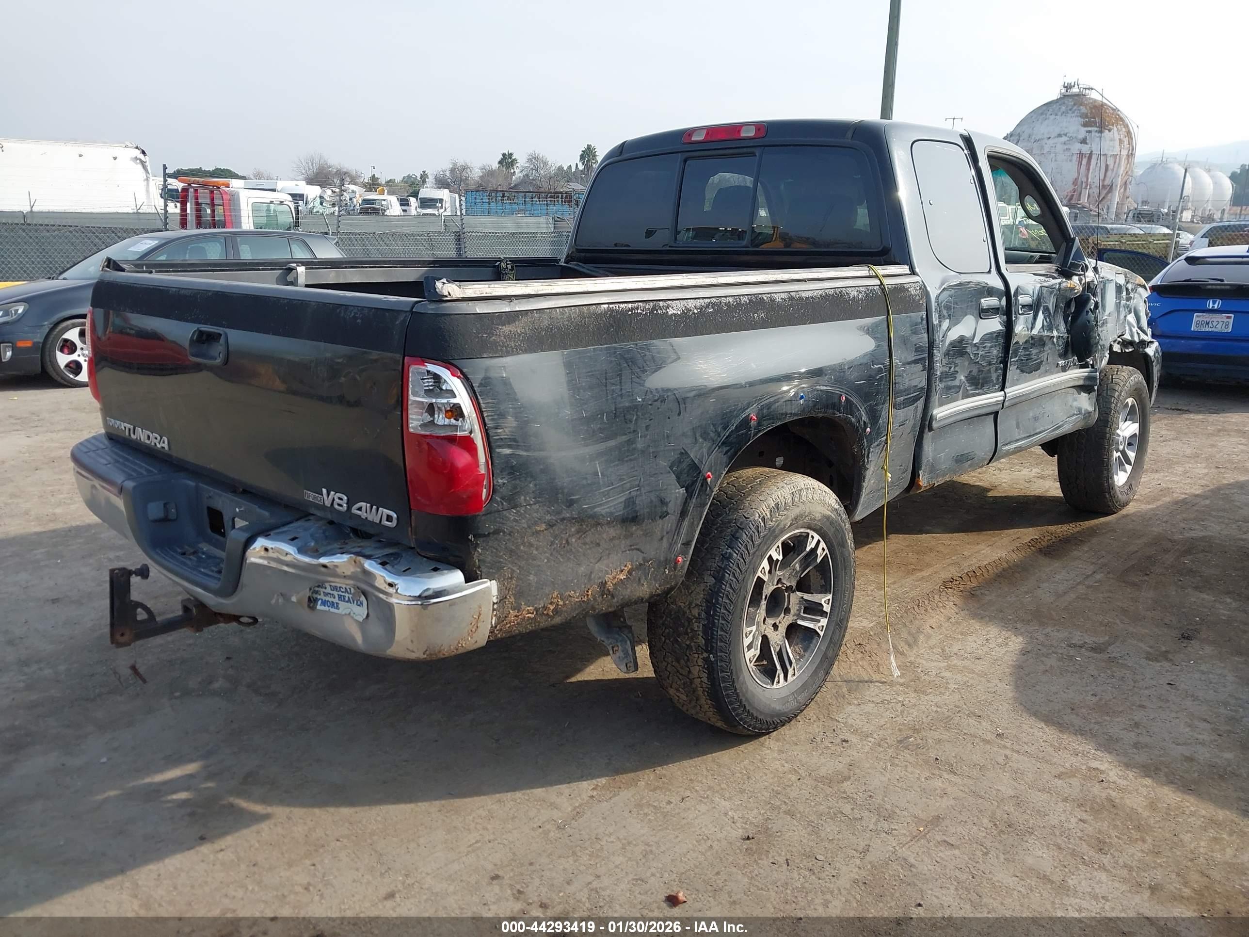 TOYOTA TUNDRA image 4