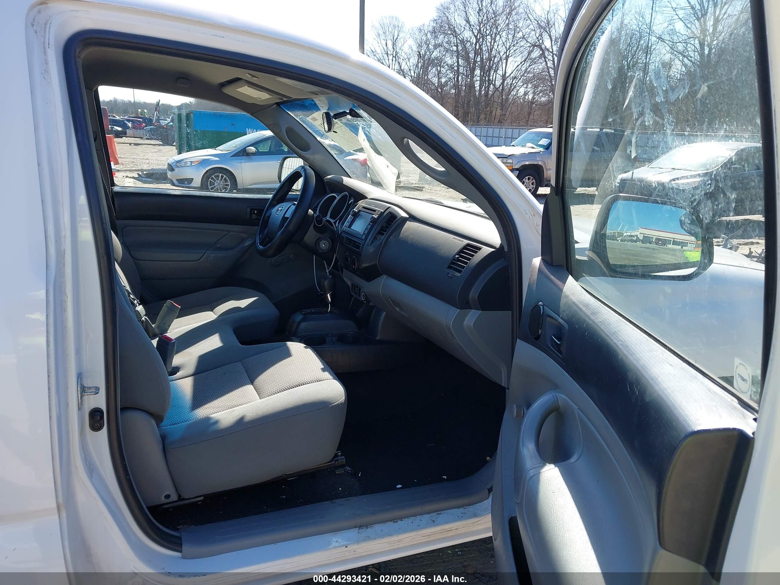 TOYOTA TACOMA image 5