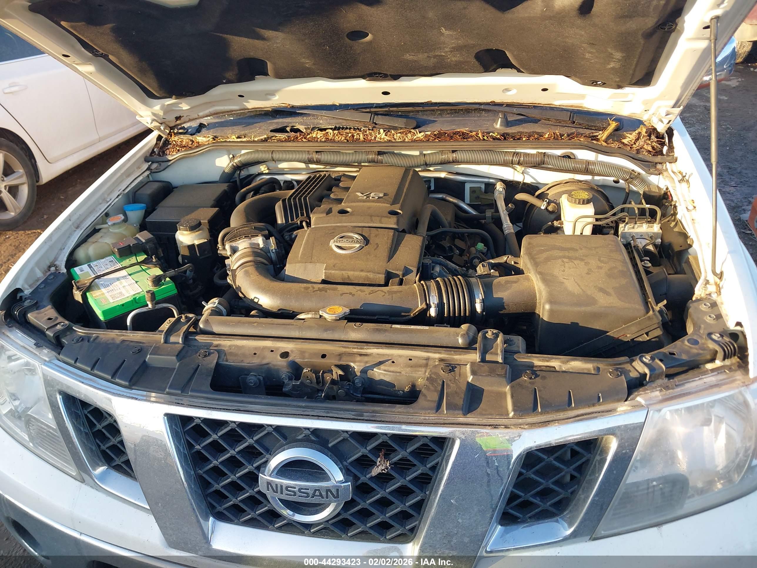 NISSAN FRONTIER image 10