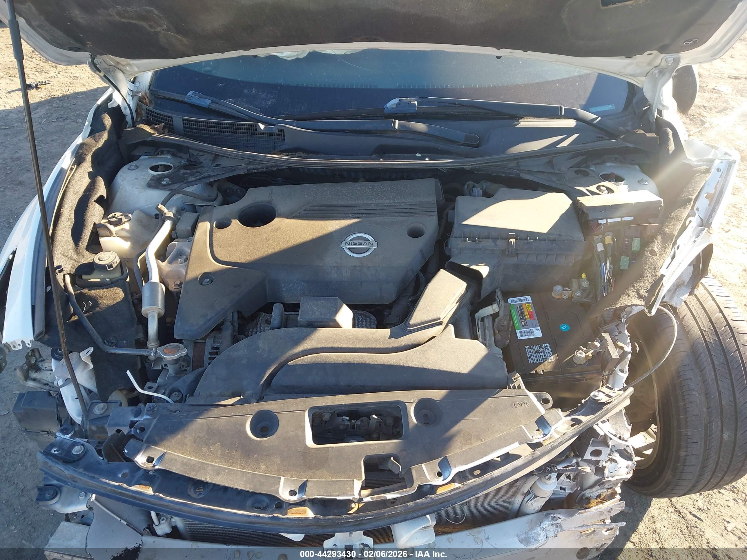 NISSAN ALTIMA image 10