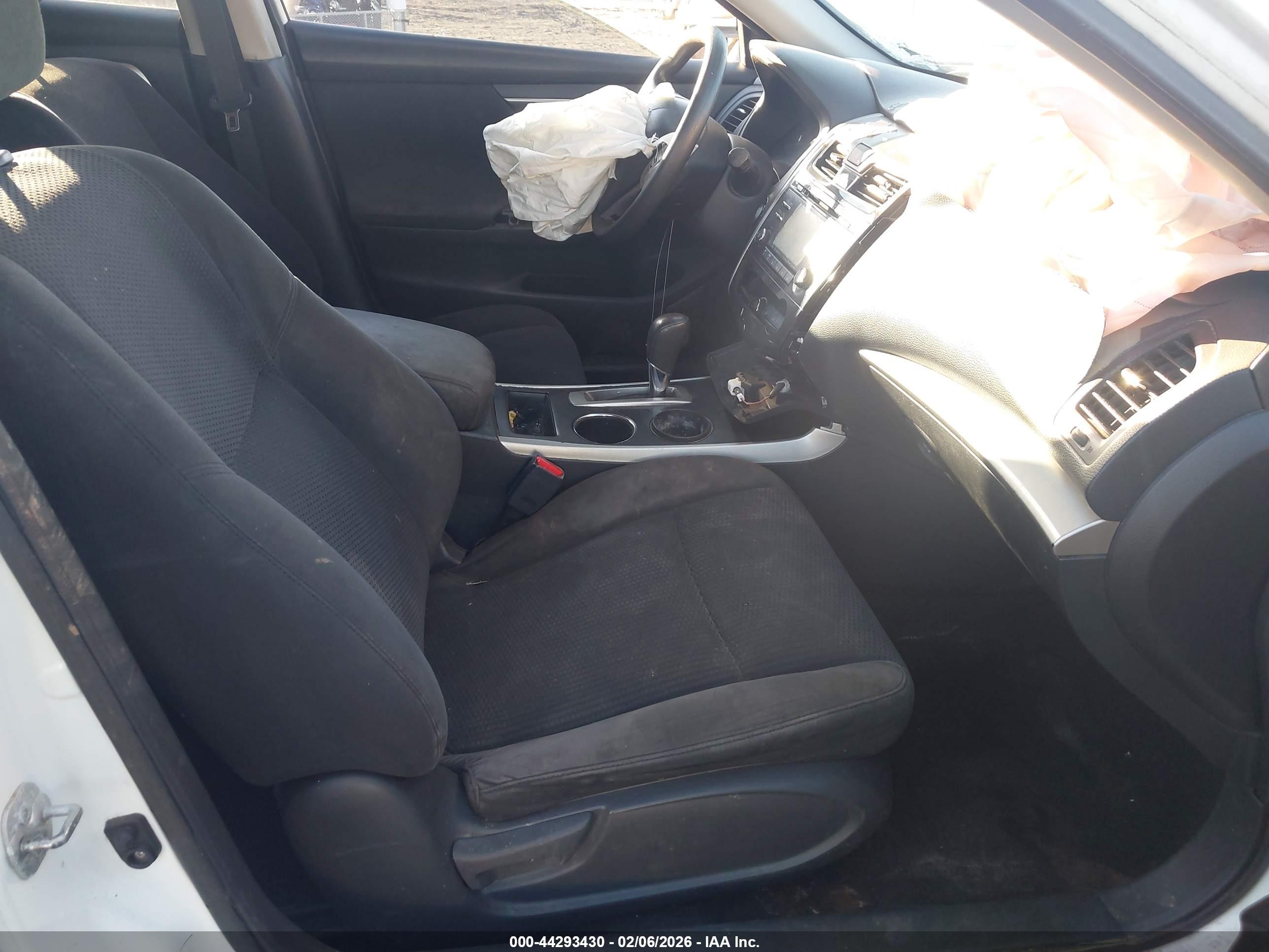 NISSAN ALTIMA image 5