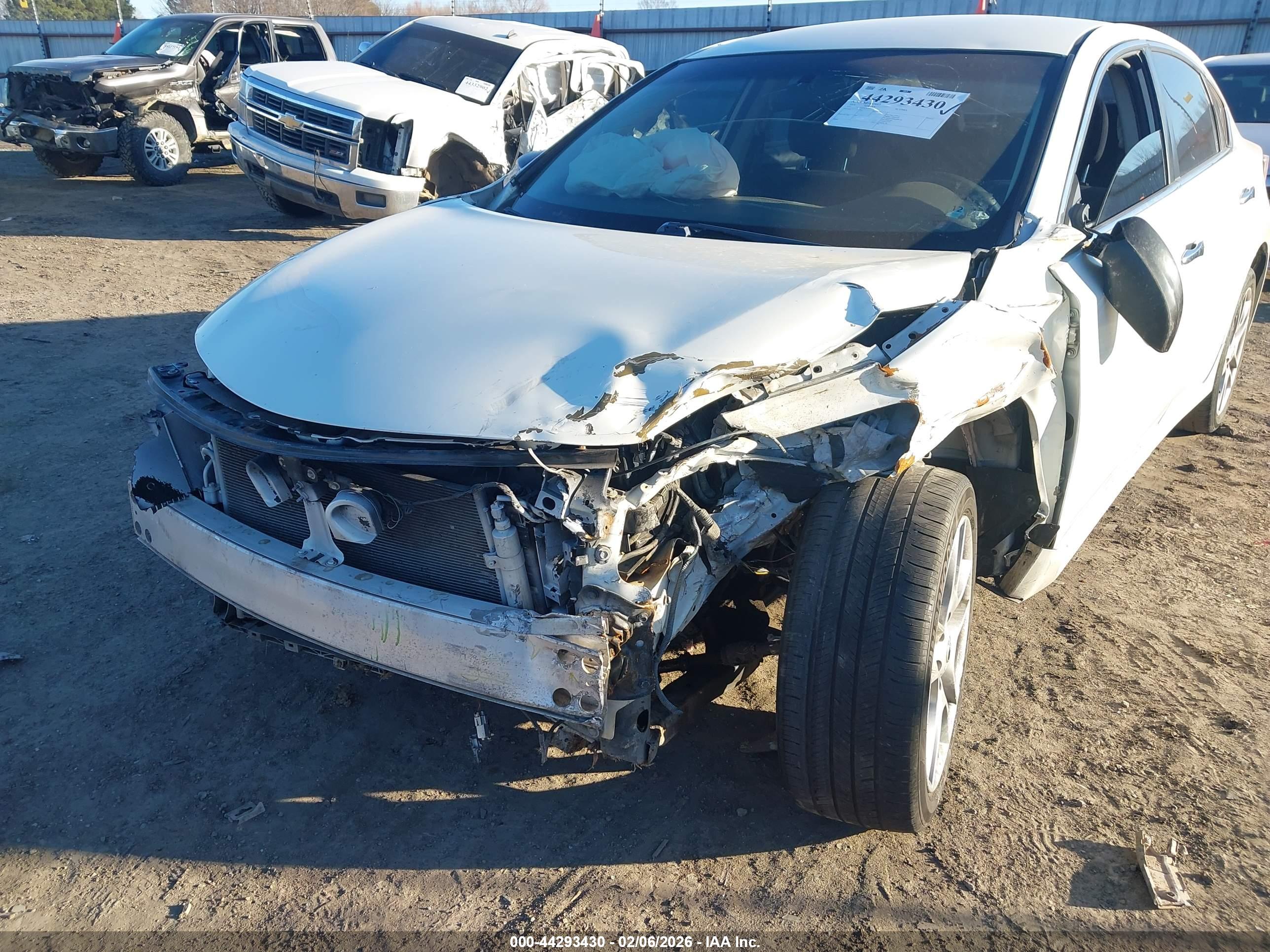 NISSAN ALTIMA image 6
