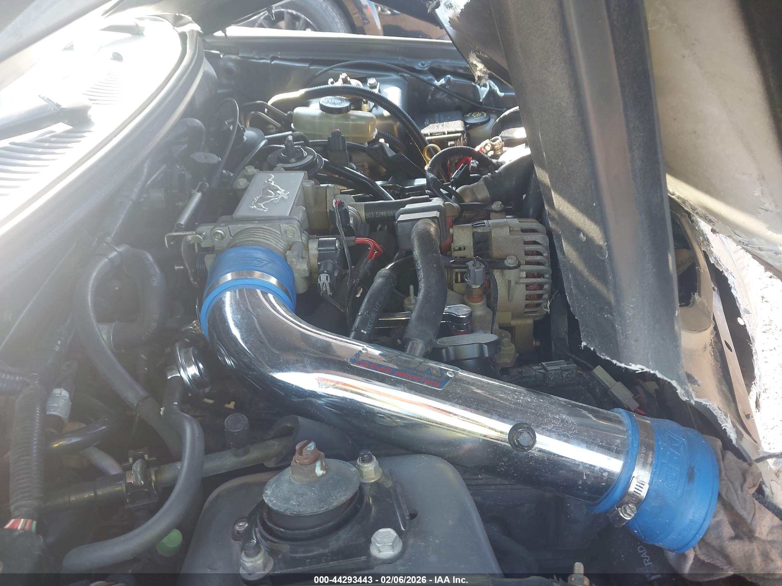 FORD MUSTANG image 10